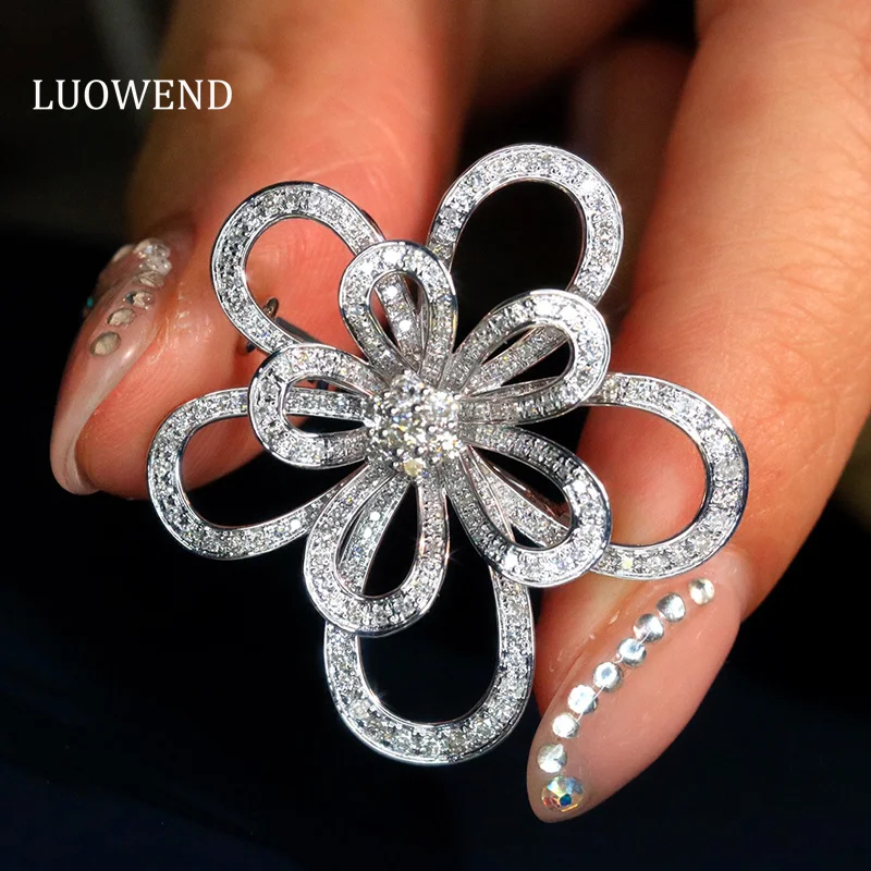 

LUOWEND 100% 18K White Gold Pendant Elegant Flower Shape 1.10carat Real Natural Diamond Pendant or Brooch for Women Fine Jewelry