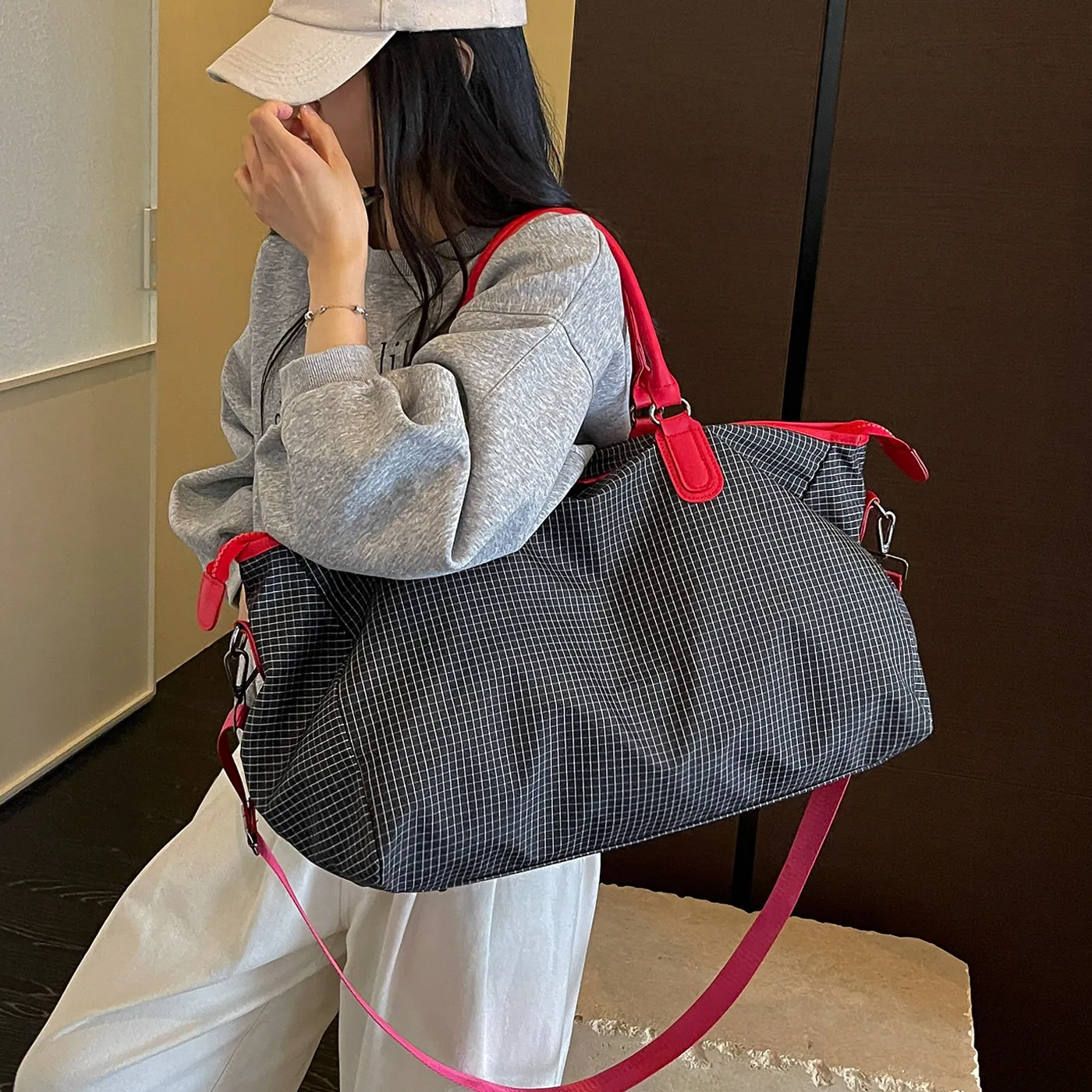 borsa-da-viaggio-leggera-e-capiente-ideale-per-brevi-viaggi-borsa-sportiva-da-yoga-per-donna-borsa-impermeabile-per-riporre-oggetti-adatta-ai-giovani-viaggiatori