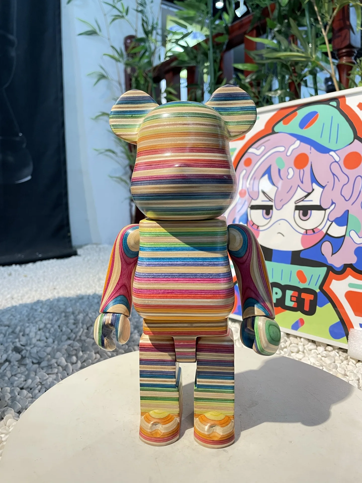 

Bearbrick 400% Rainbow Skateboard Solid Wood Building Block Bear 28cm Height 11 Inch Joints Can Turn Decorative Doll