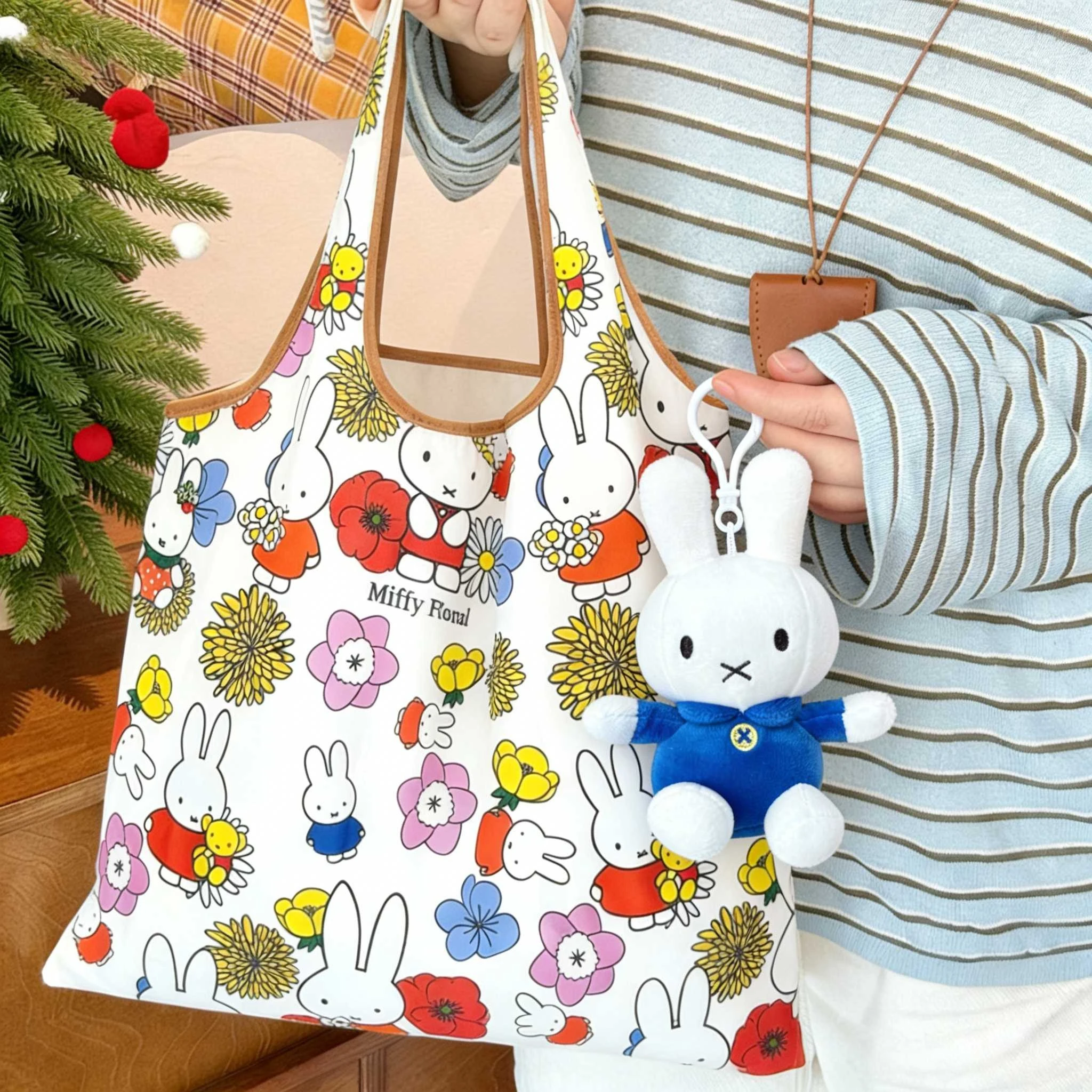 

Miffy Rabbit Large Capacity Tote Bag Cartoon Foldable Supermarket Shopping Grocery Bag Portable Handbags for Women Shoulder Bags