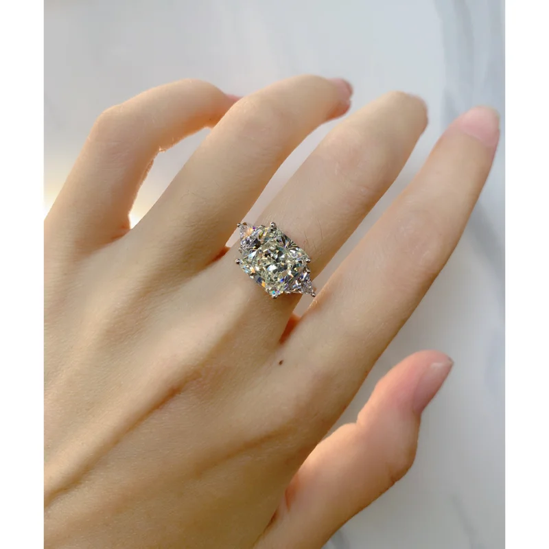Luxury Ice Cut High Carbon Diamond Blue Sapphire Ring S925 Silver 10*10mm Elegant Womens Fine Party Jewelry Gift