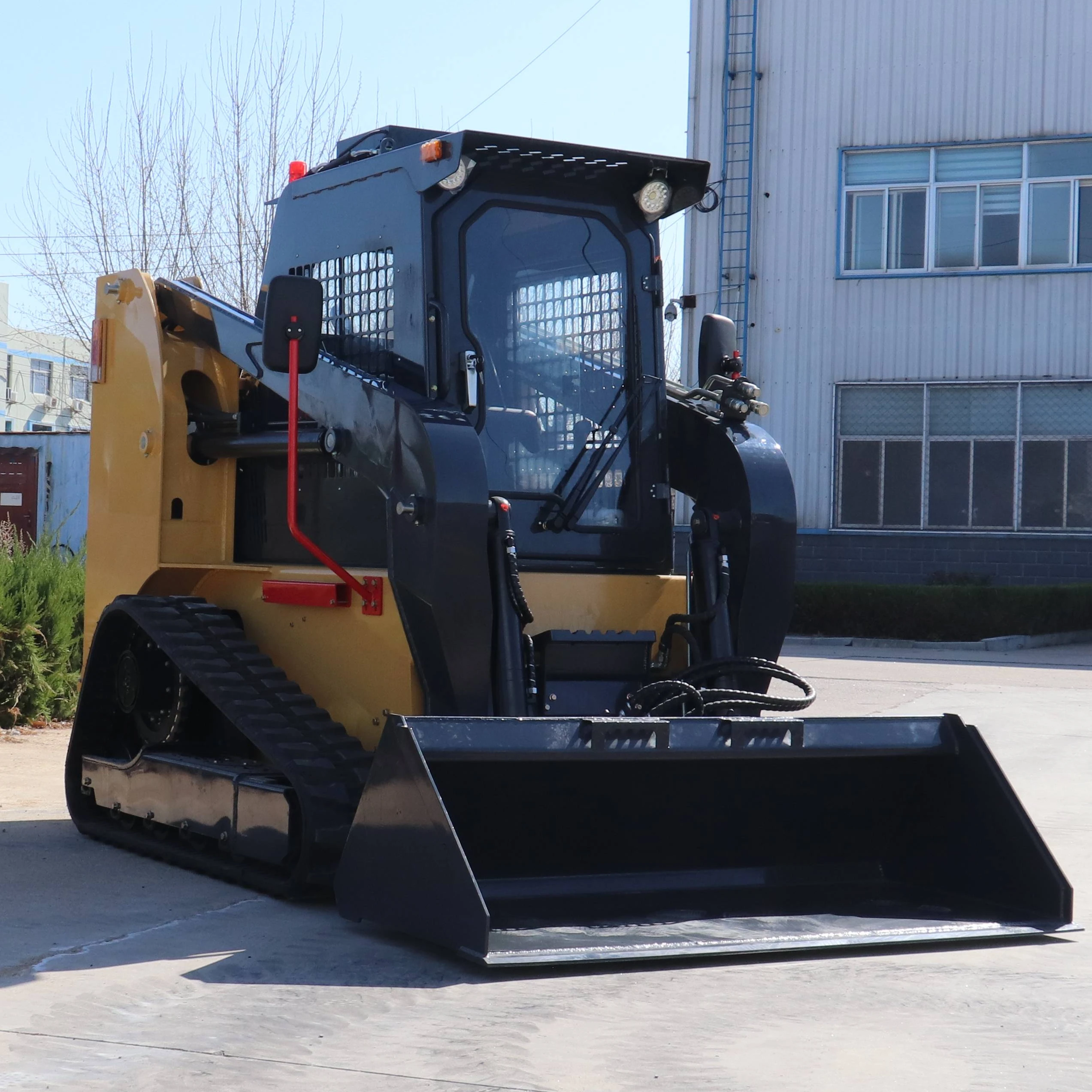 4 Wheel Drive Mini Skid Steer Loader Quick Coupler System Compact Loader For Landscaping And Earthmoving Works Implements