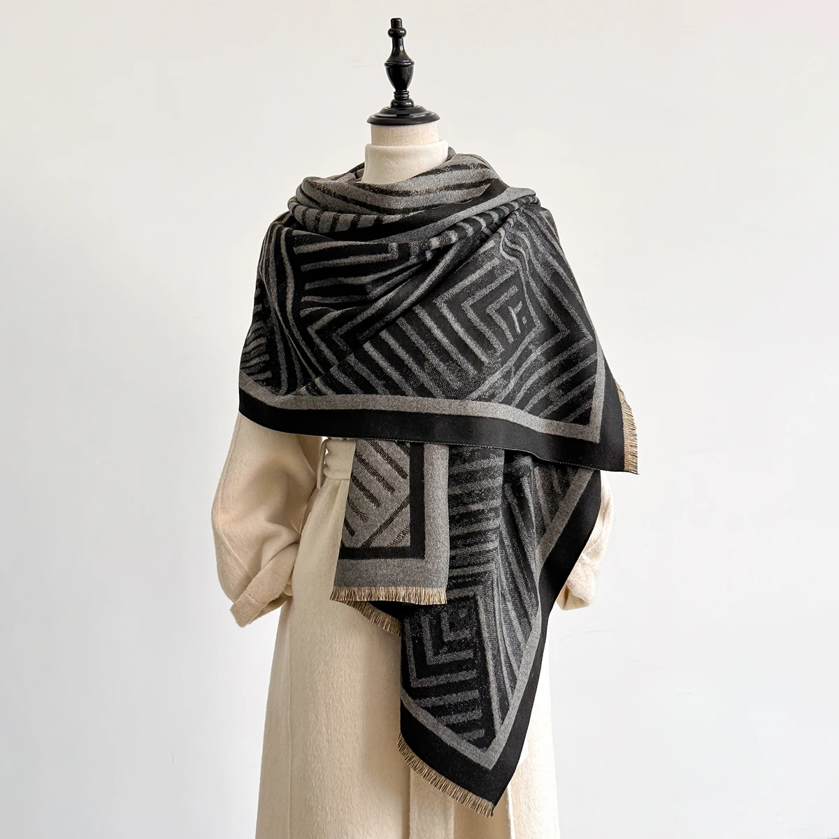 

New Luxury Geometry Print Scarf for Women Warmer Winter Pashmina Two-Sided Scarves Shawls Female Thick Blanket Wraps Foulard