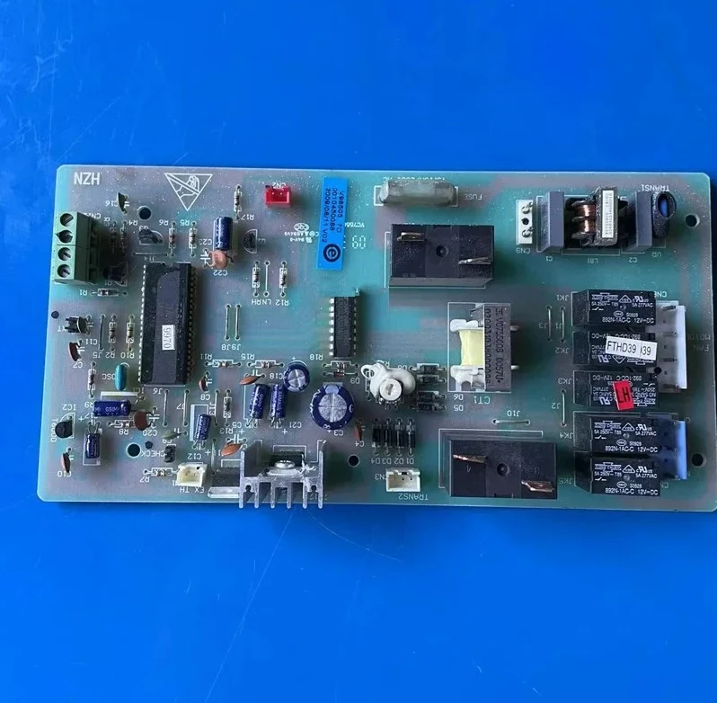 

Компьютерная плата для кондиционера Haier 0010450088 KFRd-50NW 62 0010400659