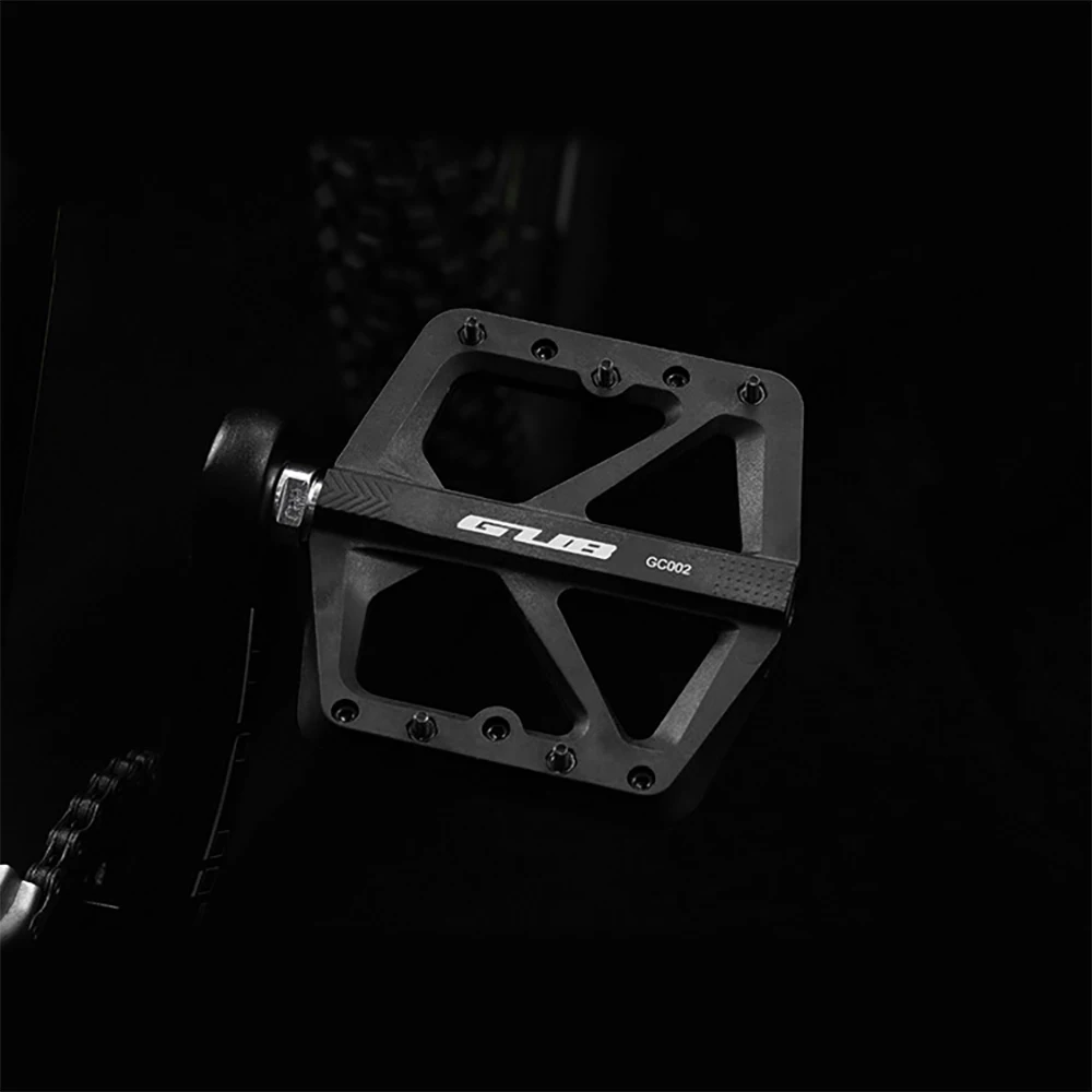 GUB GC-002 Mountain Bike Pedal Nylon Fiber Bearing Peilin Pedal, Anti Slip Large Foot Pedal