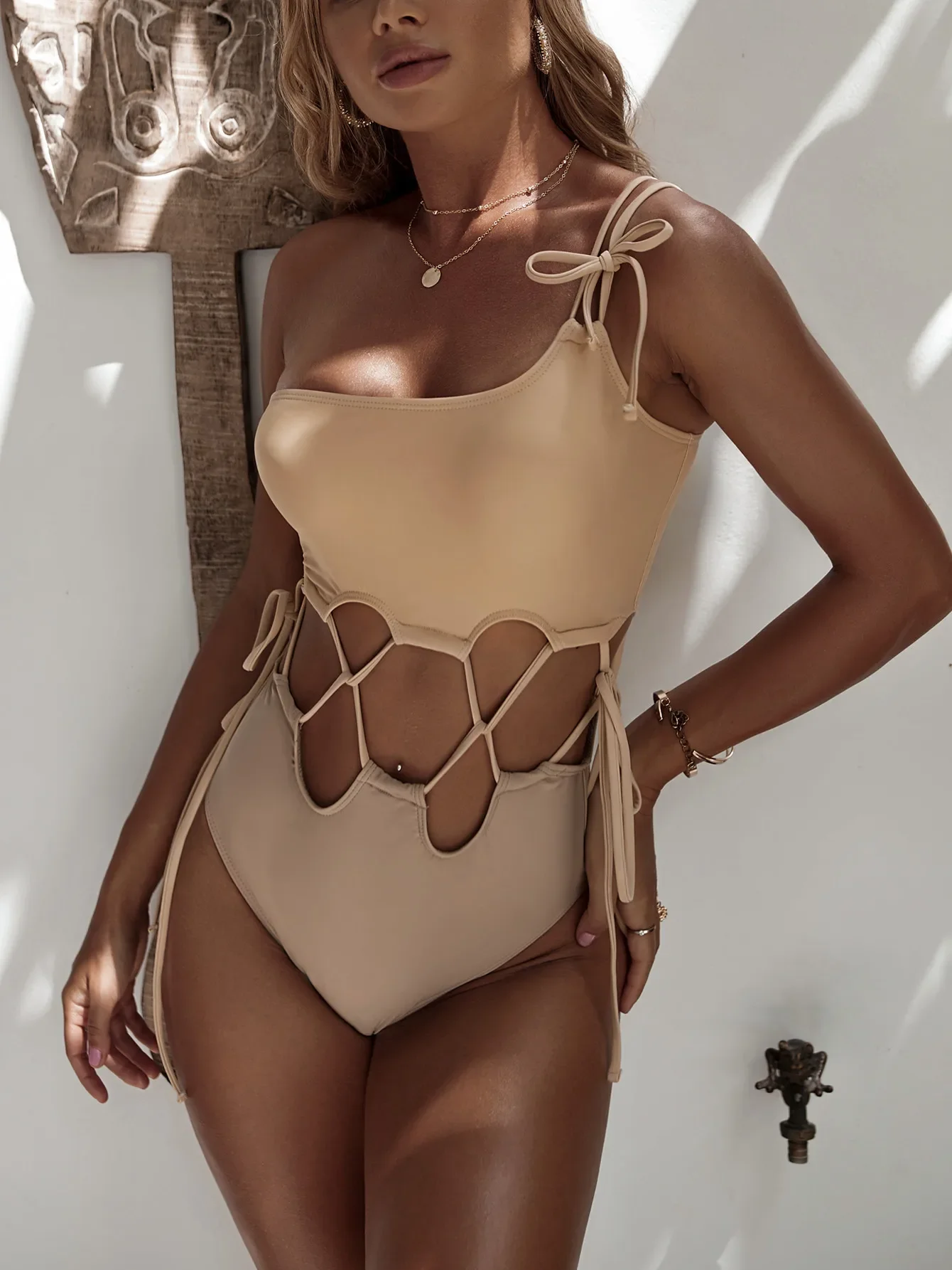 

2024 Sexy One Piece Swimsuit Swimwear Women Hollow Drawstring Patchowork Single Shoulder Bathing Suit Beachwear Banadores Mujer