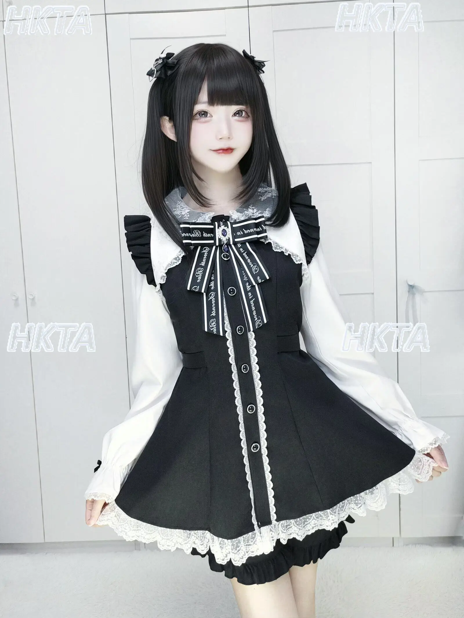 Japanese 2026 Summer New Subculture Y2k Goth Lace Doll Collar Petal Long Sleeve Bow Sweet Lolita Dress Black Shorts Sets Women view 5