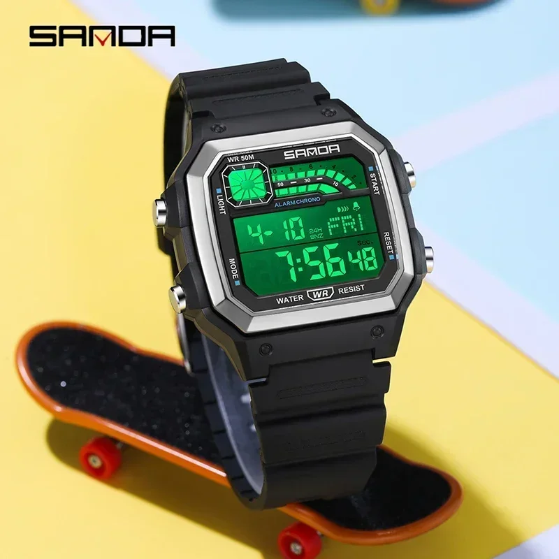 SANDA Top Outdoor Sport Cronografo elettronico Orologio da uomo Multifunzione 50M Impermeabile LED Digitale Adolescenti Orologi da polso da uomo
