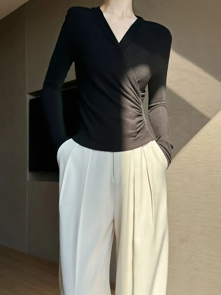 

Women's Slim Fit Long Sve V-Ne Cross Design Dervo Base irt Faionable Inner Wear T-irt for Autumn Winter Season