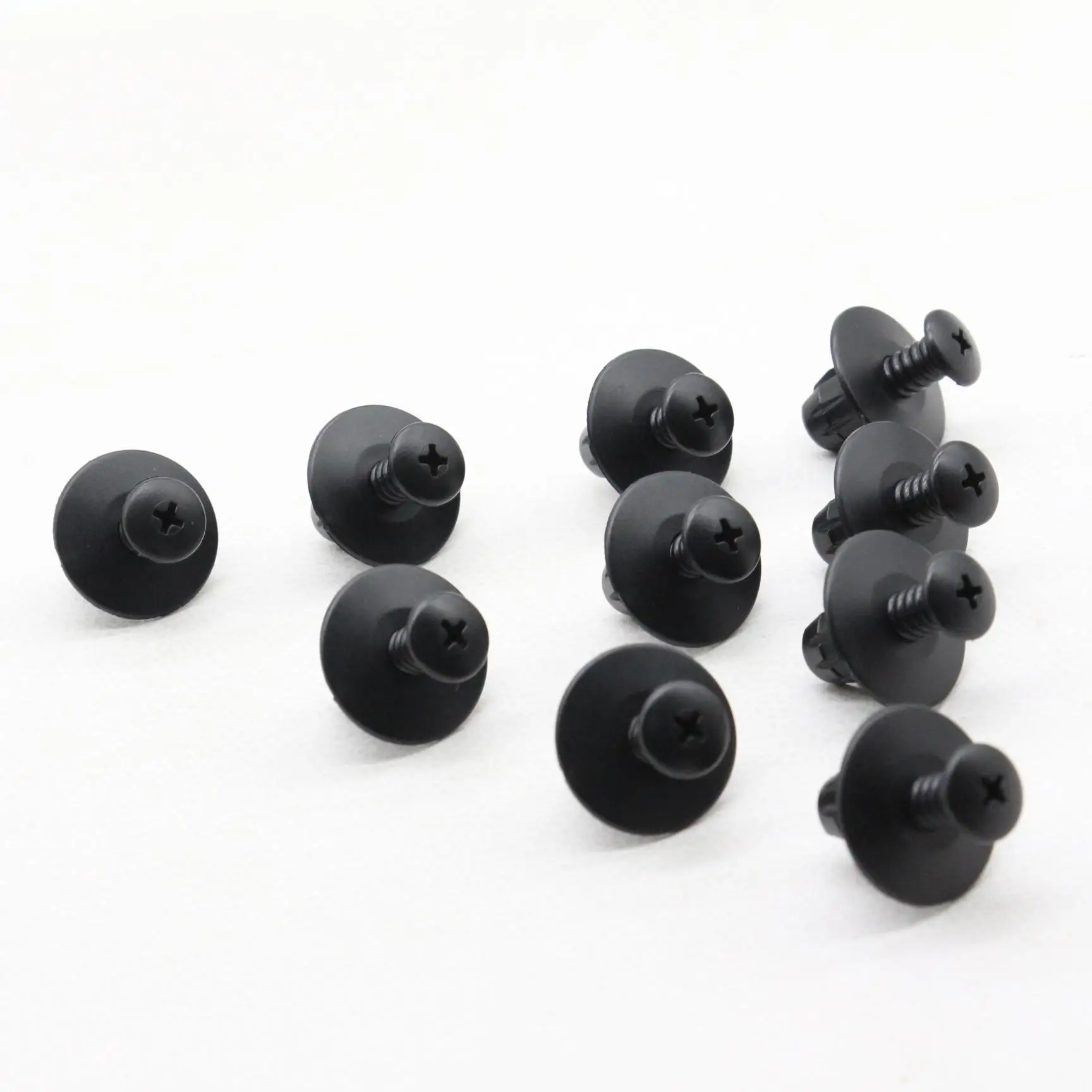 

10 pcs Air Deflector Radiator Support Retainer Clips Push-Type Fit For Jaguar BMW Nissan XR831159 & 76882EY10A & 07147282845