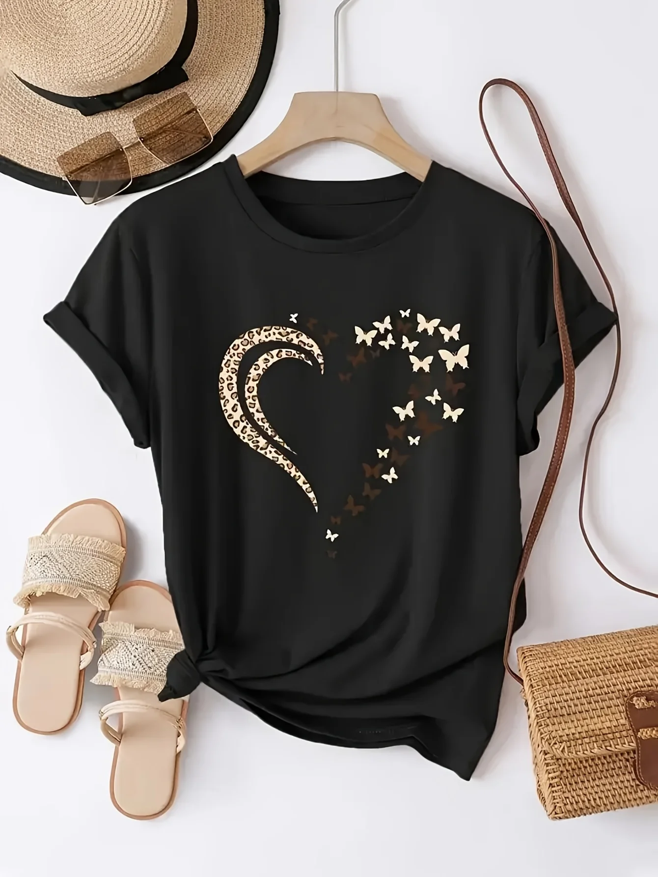 

Heart shaped leopard print butterfly Fashionable Women'S T-Shirt Round Neck Suitable for All Seasons women clothing y2k top