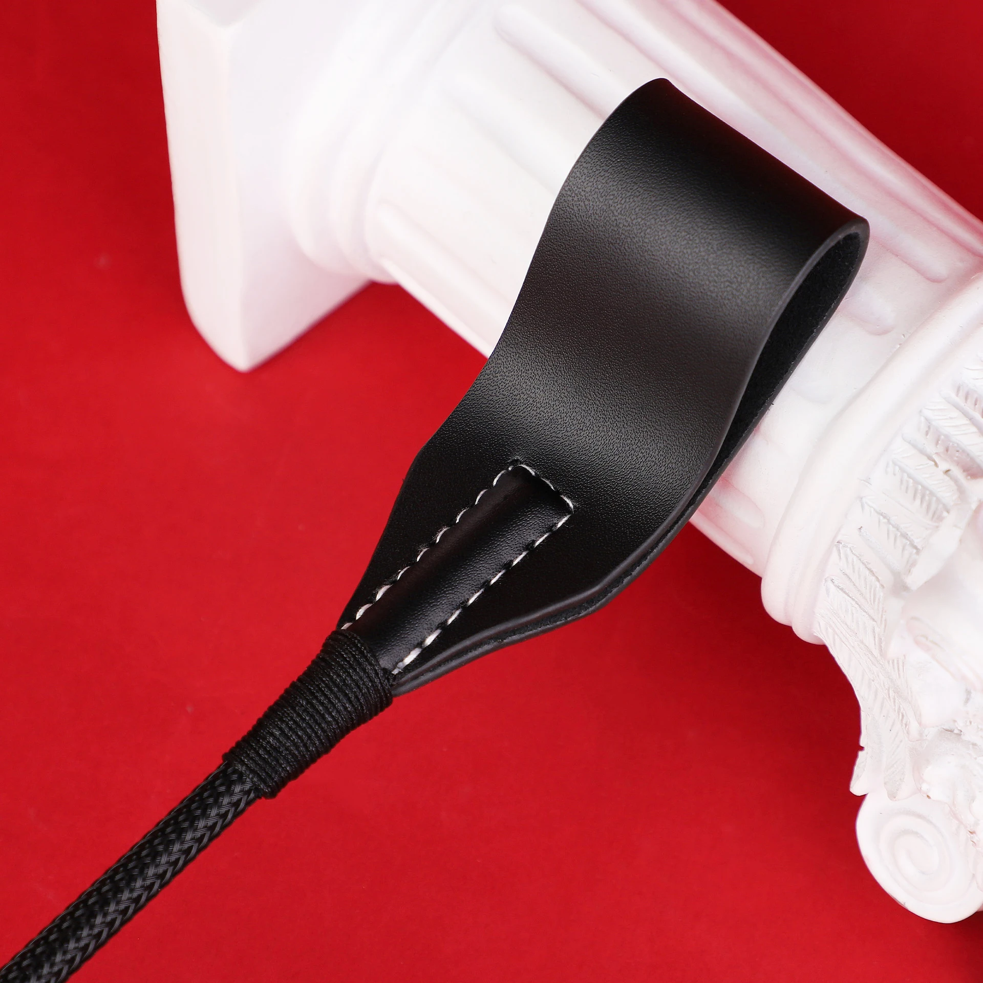 Frusta per cavalli in vera pelle nera da 46CM, frusta per Flogger equestre da equitazione per l'allenamento del cavallo