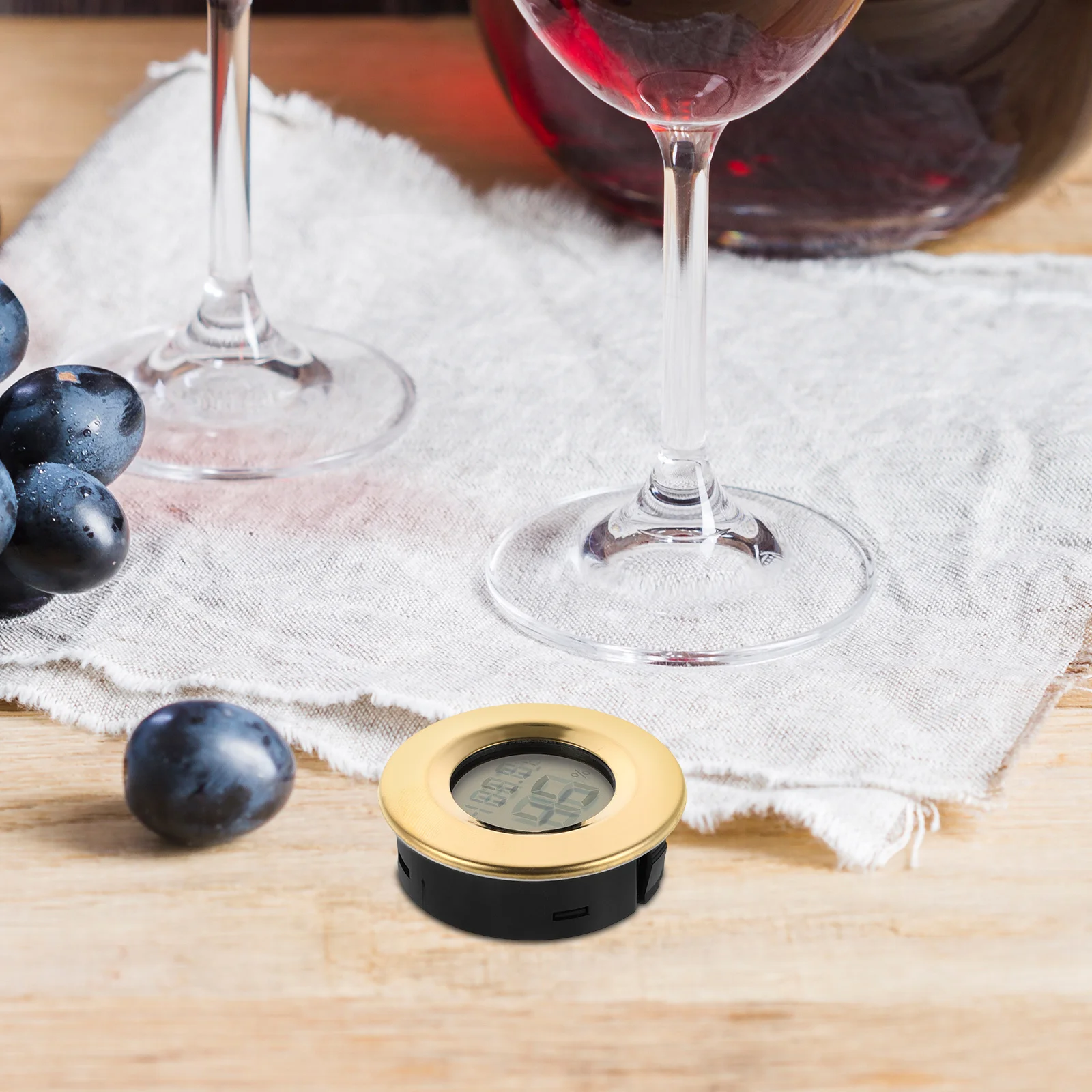 

Stylish Mini Digital Hygrometer Thermometer Real Time Monitoring for Wine Storage Reptile Terrariums Home Bars Restaurants