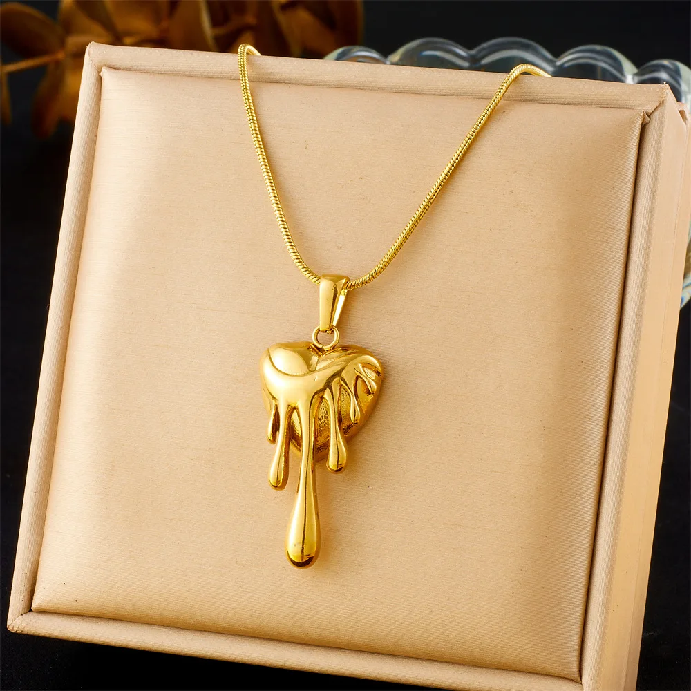 جديد عصري ريترو مطلية بالذهب غير متناظرة الحمم القلب هندسية قلادة ثعبان العظام سلسلة قلادة من الفولاذ المقاوم للصدأ