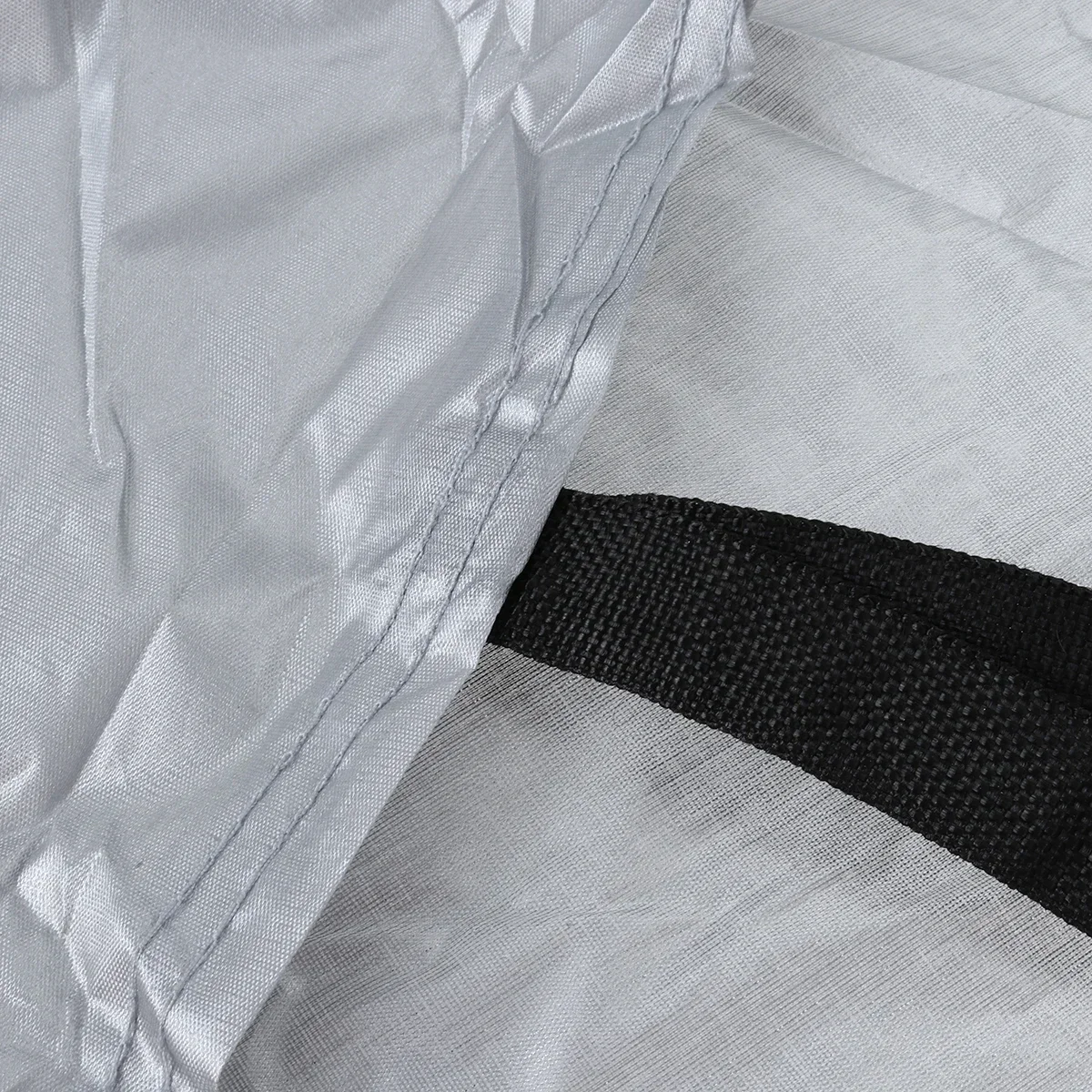 أغطية سيارات عالمية داخلية وخارجية M/L/XL/XXL مقاومة للرياح ومضادة للغبار والأشعة فوق البنفسجية والشمس والمطر والثلج حماية من الدفع الرباعي غطاء سيارة كامل فضي