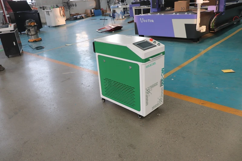 300W MAXCOOL Pulsed Laser Cleaner Air Cooled Rust Paint Oil Remover for Metal Wooden Structures Maintenance and Repair