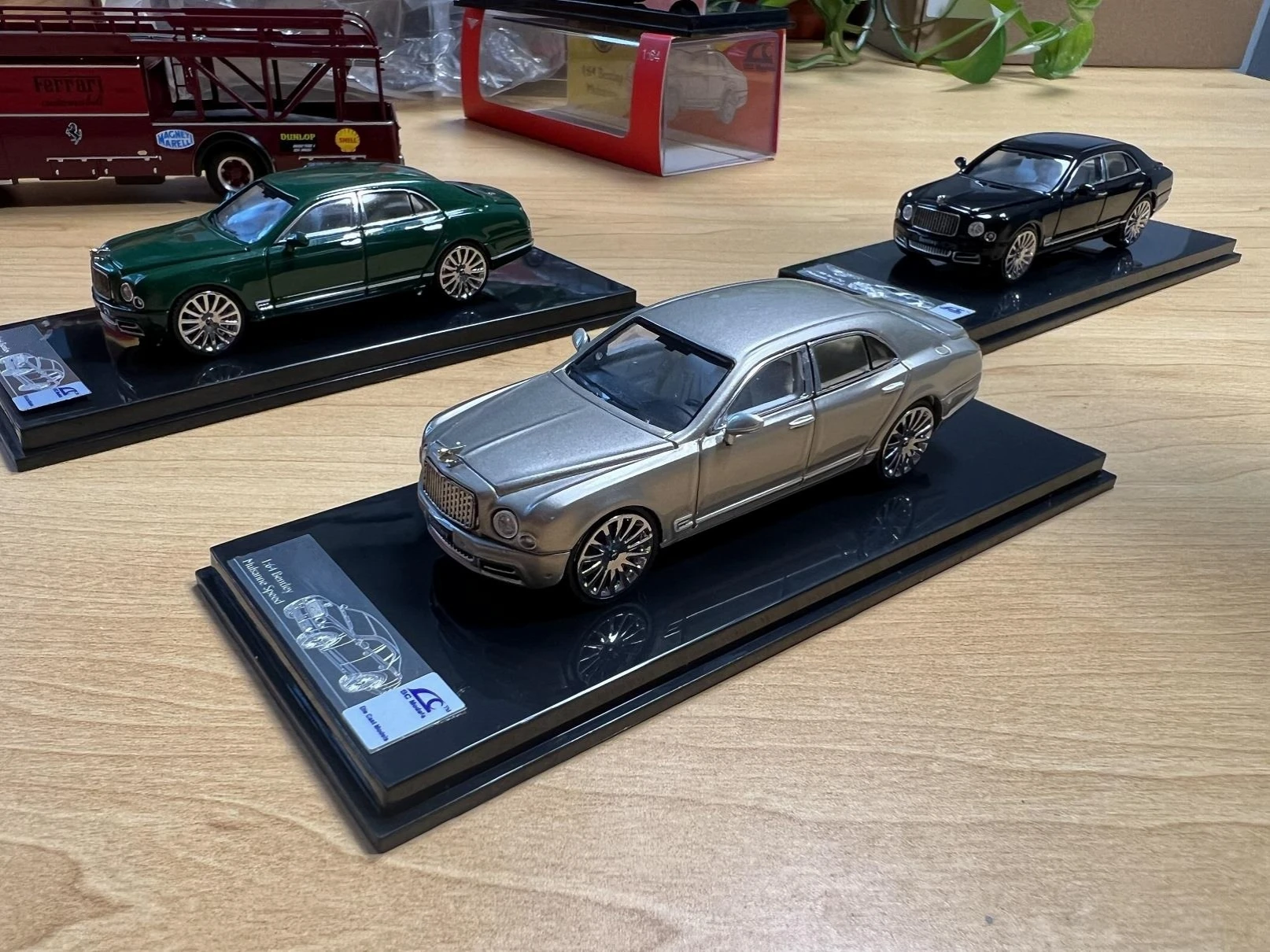 SC Models 1:64 Mulsanne  car Models