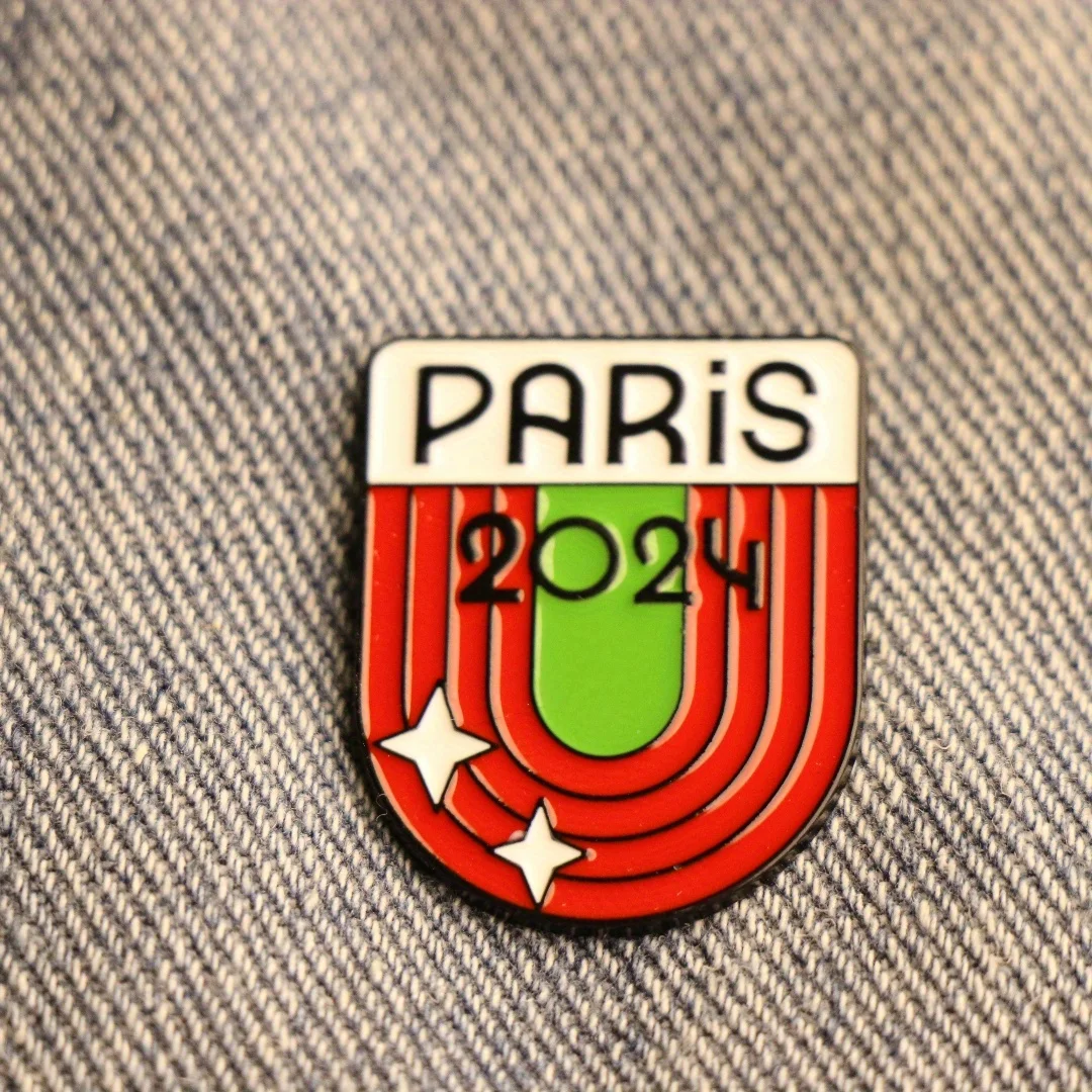 1pc Enamel Lapel Pin, Metal Brooch for Clothes & Bags, Gift for Friends, Fashionable Jewelry