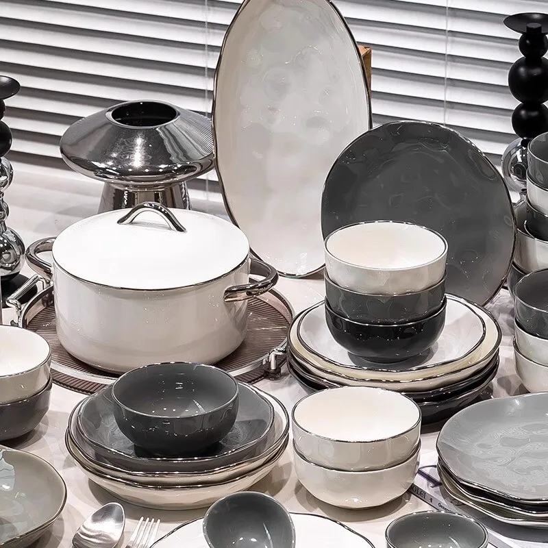 Aesthetic Design Dinnerware Sets Full Set Unique Elegant Ceramic Dinner Sets Christmas Designer Vajilla Porcelana Dinner Set