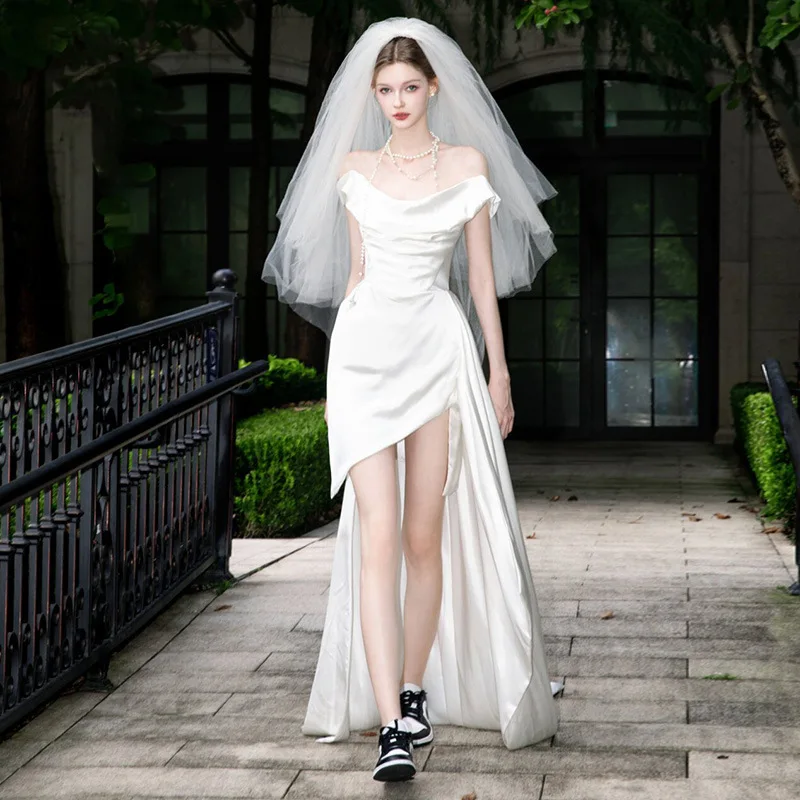 

Light Satin One-oulder Wedding Dr ort Front Long Ba Simple Bride Gown Bridal Morning Robe Summer Outdoor Wedding Dr