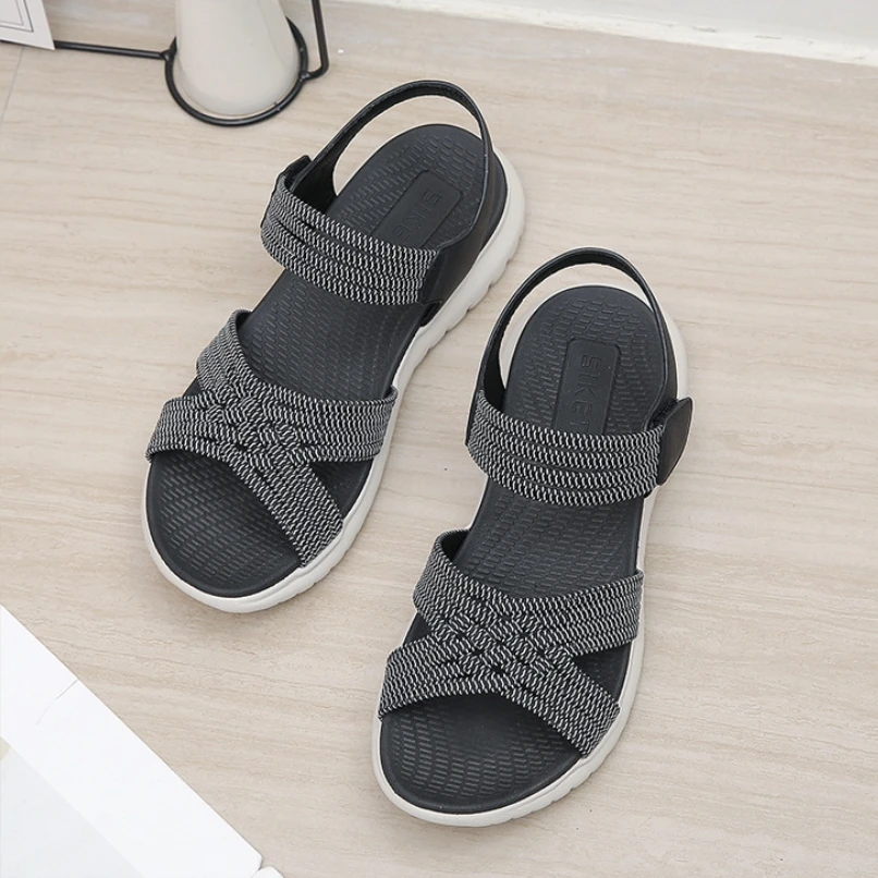 2024 letnie nowe sandaลy damskie lekkie sportowe wygodne 3CM gruba podeszwa modny gumowy pasek sandaลy 1109-A11