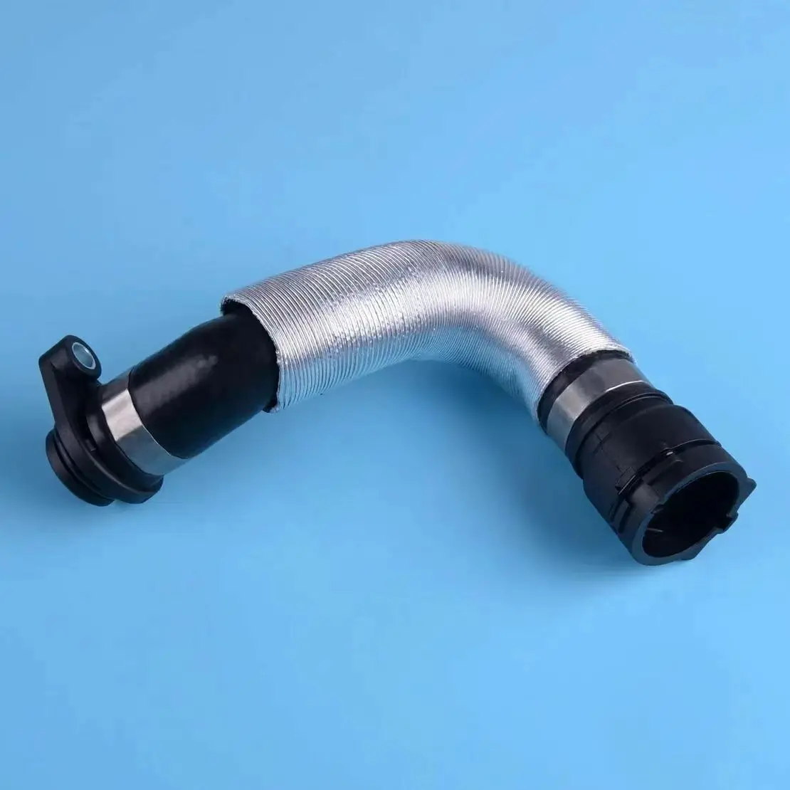 11537530647 11537572159 BMW E60 E81 E82 E84 E87 E88 E90 E91 E92 E93 X1 Z4 Thermostat hose Radiator hose Water pipe