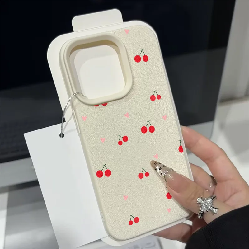 حافظة قلب لطيفة على شكل كرز أحمر متوافقة مع آيفون 11 15 12 13 16 Pro Max XS X XR Max 7 16 15 Plus غطاء ناعم من الجلد