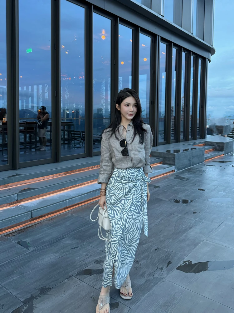 

Абстрактная винтажная юбка с поясом, кастомной окраской, фасон А-силуэт, летняя модная женская юбка премиум-класса Zhang lin L256687Q