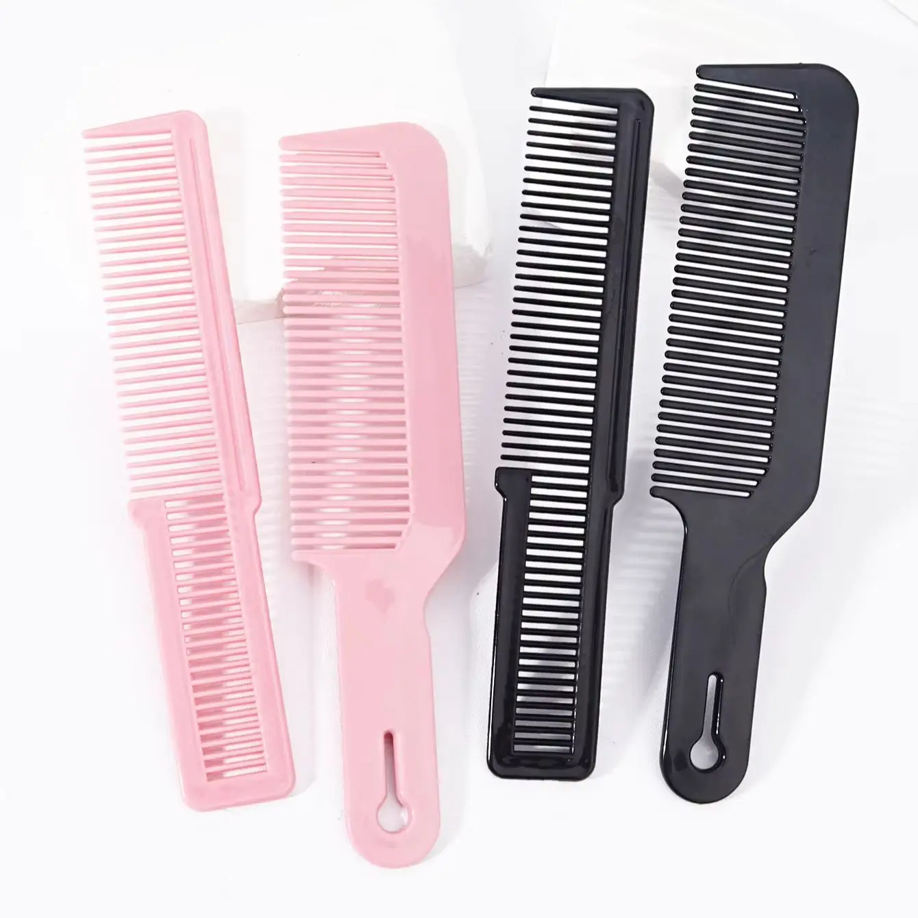 

2pcs professional barber combs,salon styling combs, suitable for home use and hairdressers Special for real hair wigs