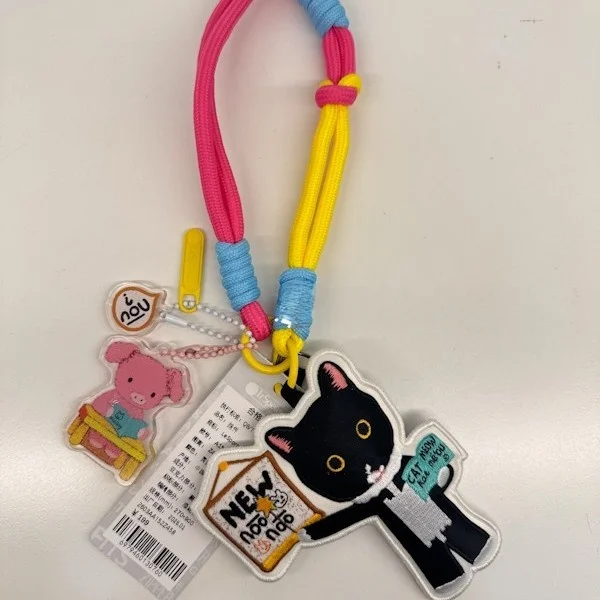 new-a152-mobile-phone-lanyard-bag-pendant-2-colors-cow-cow-collaborative-edition-lesportsac-bag-accessories