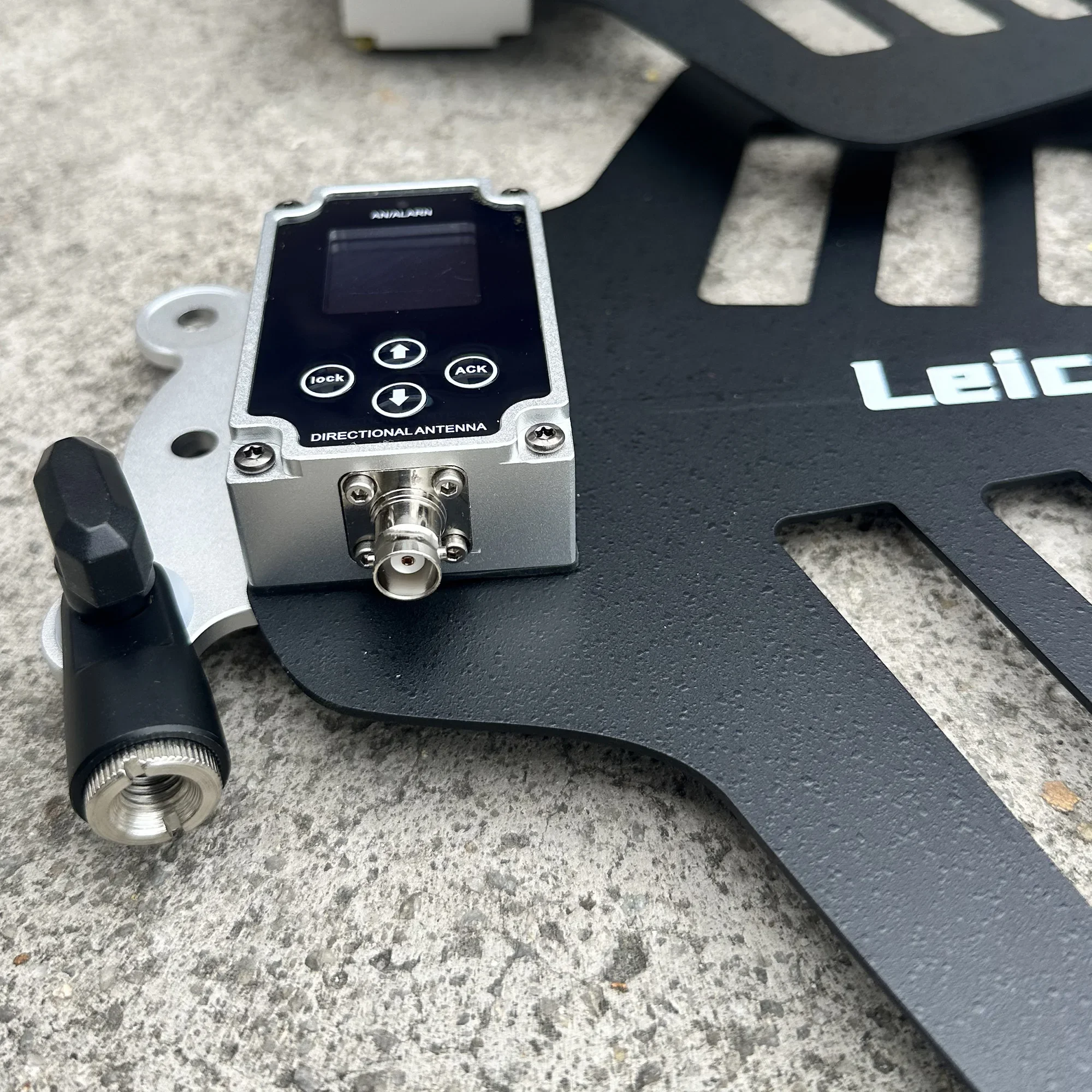 Leicozic 1PC LFA Active Antenna 450-970Mhz UHF Antenna Directional Antena Distribuidor De Antena Distribution Signal Amplifier