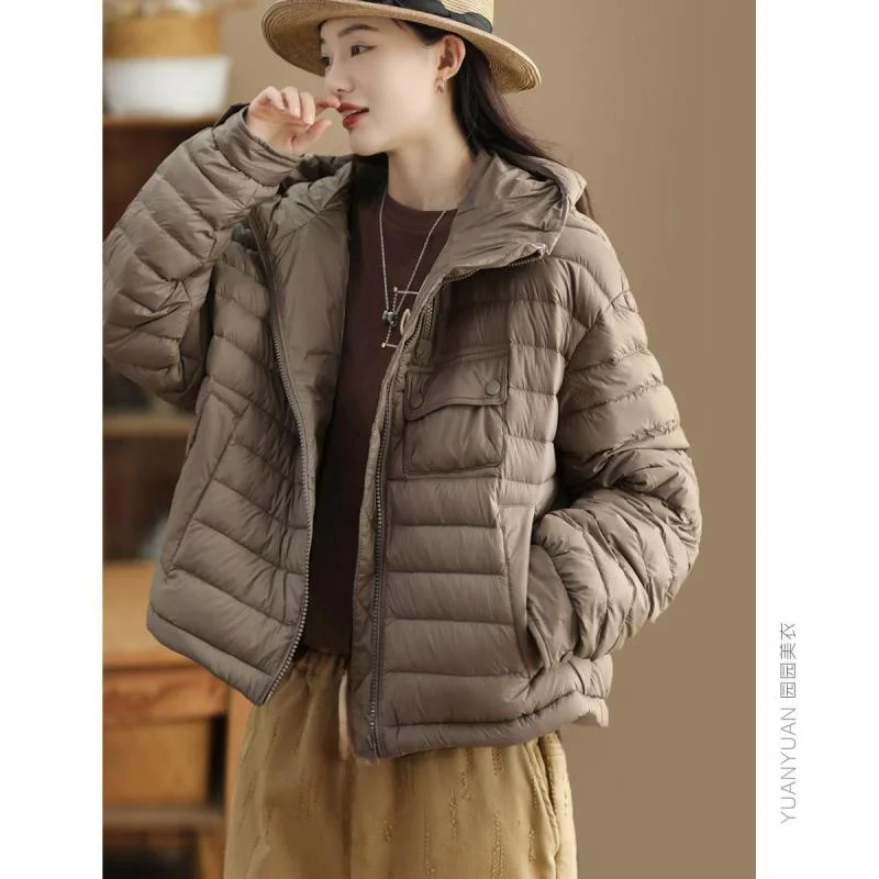 

Модная белая женская пуховая куртка свободного кроя, легкая, с капюшоном, для повседневной носки, стандартный крой.