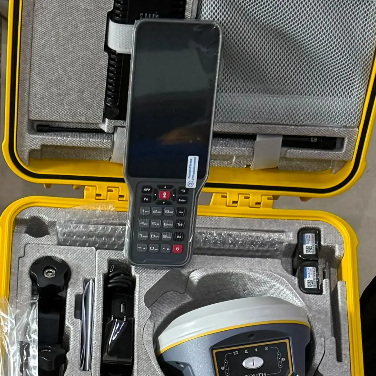 

Galaxy G9 GNSS RTK GPS, 1529. Высокая эффективность для геодезической промышленности, самая линейная модель с супервстроенным радиоприемником.