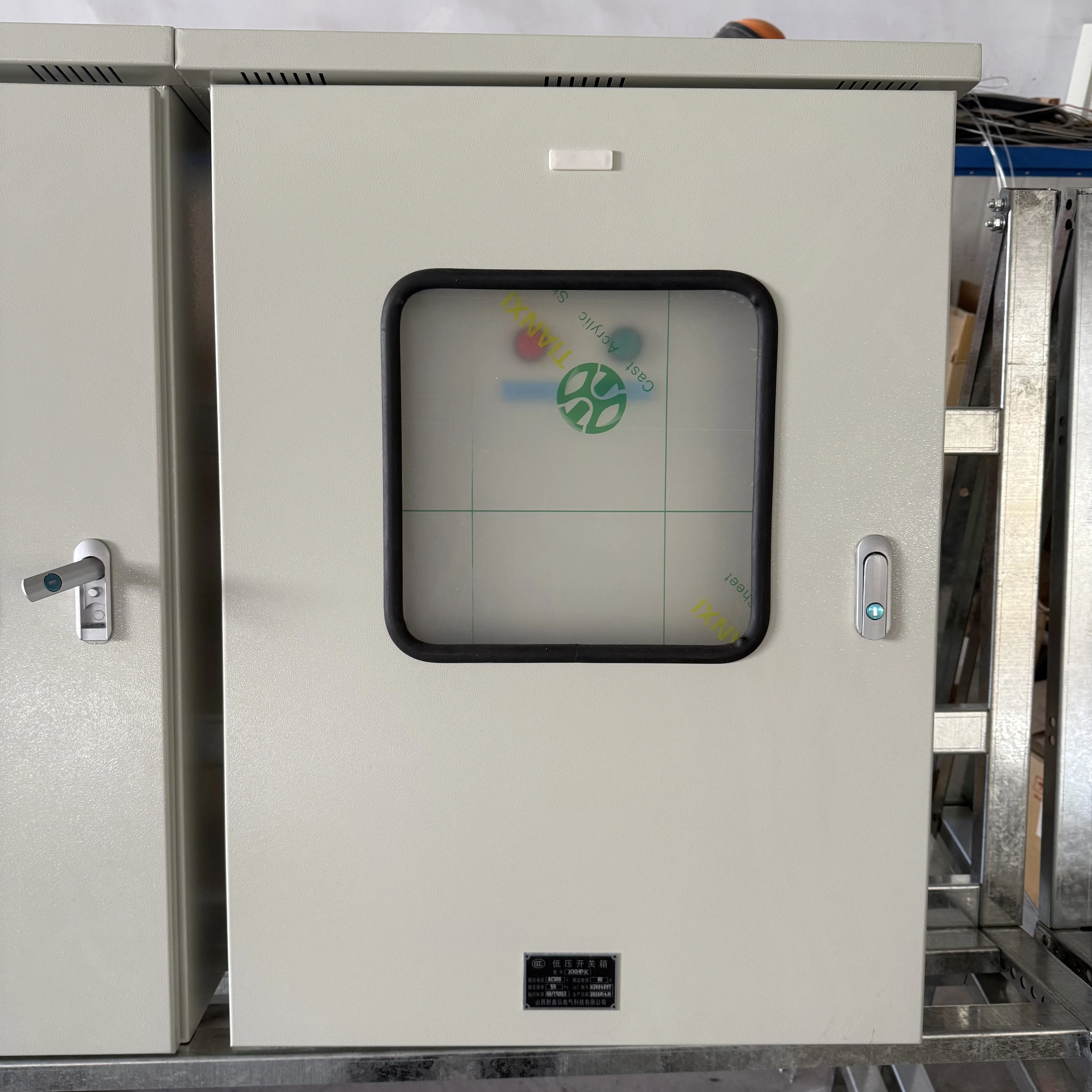 Industrial Low Voltage Distribution Cabinet Dual Layer Control Panel with Circuit Breaker Protection IP54 Power Box