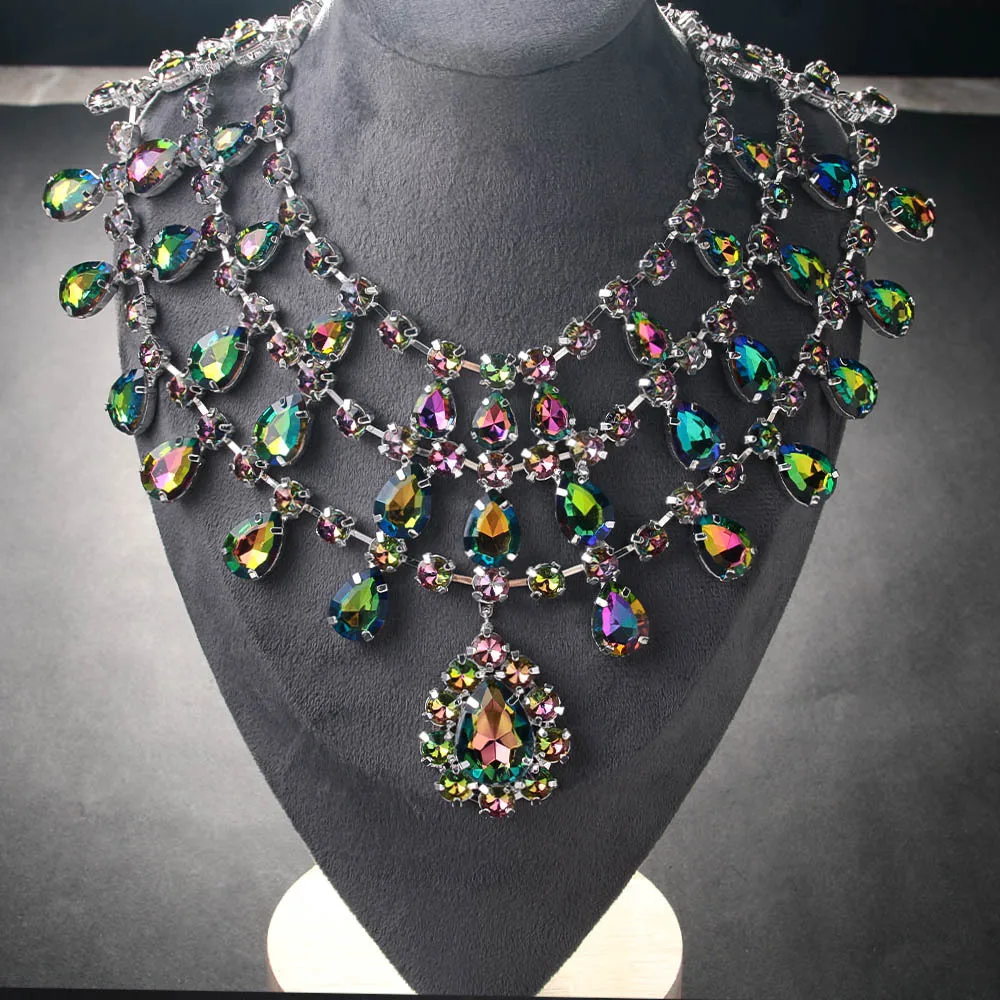 

Многослойное ожерелье Exaggarete, колье, свадебное украшение, подарок 2021, эффектное массивное колье с каплями воды и кристаллами для свадьбы, австрийское