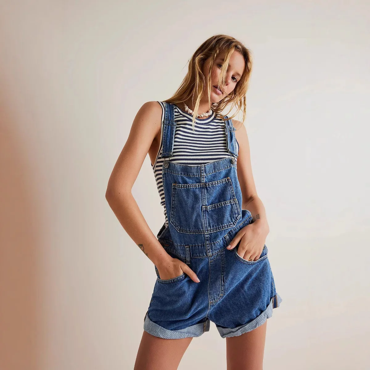 

2026 Spring Summer New Trendy Loose Multi Pocket Bib Denim Shorts Women High Waist Slim Fashion Jeans