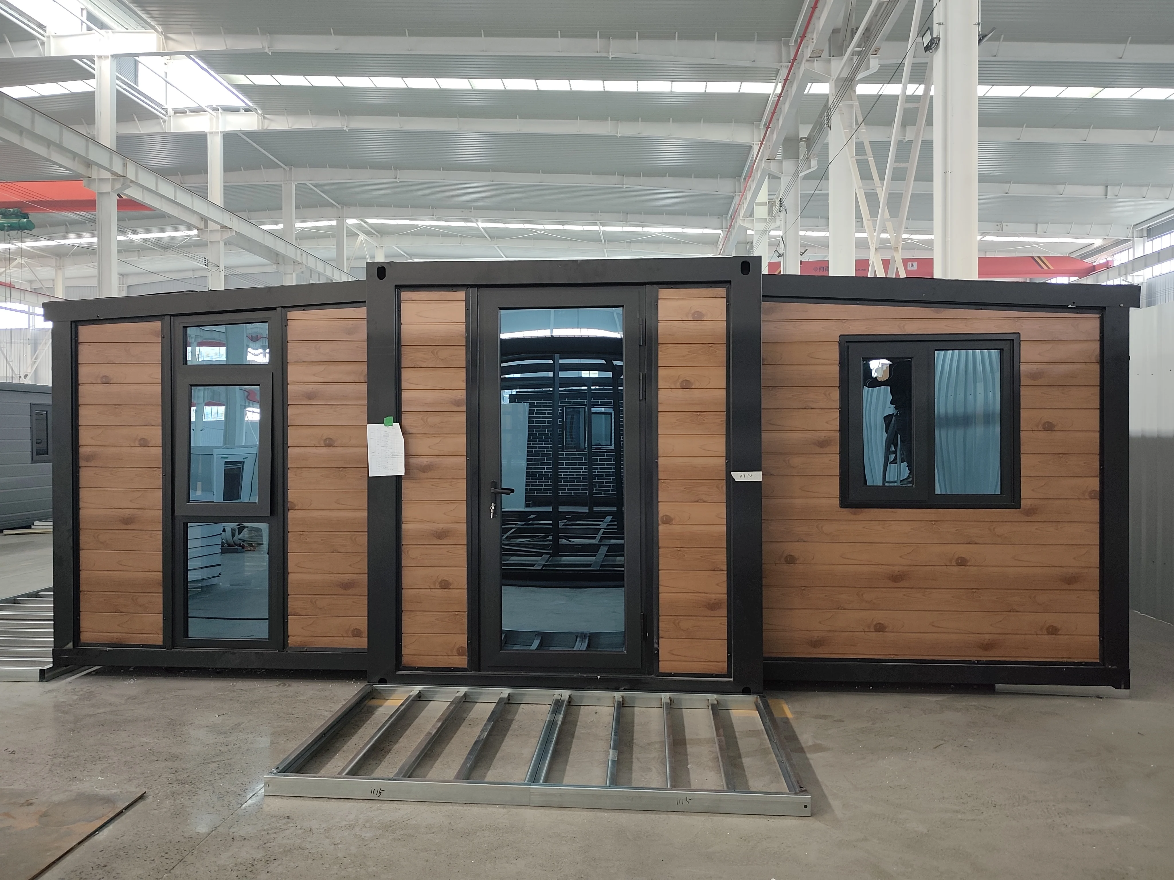 Deposit Prefab Container House 40ft Insulated Walls Thermal Glass Winter-Ready Harsh Climat Tiny House Cabin