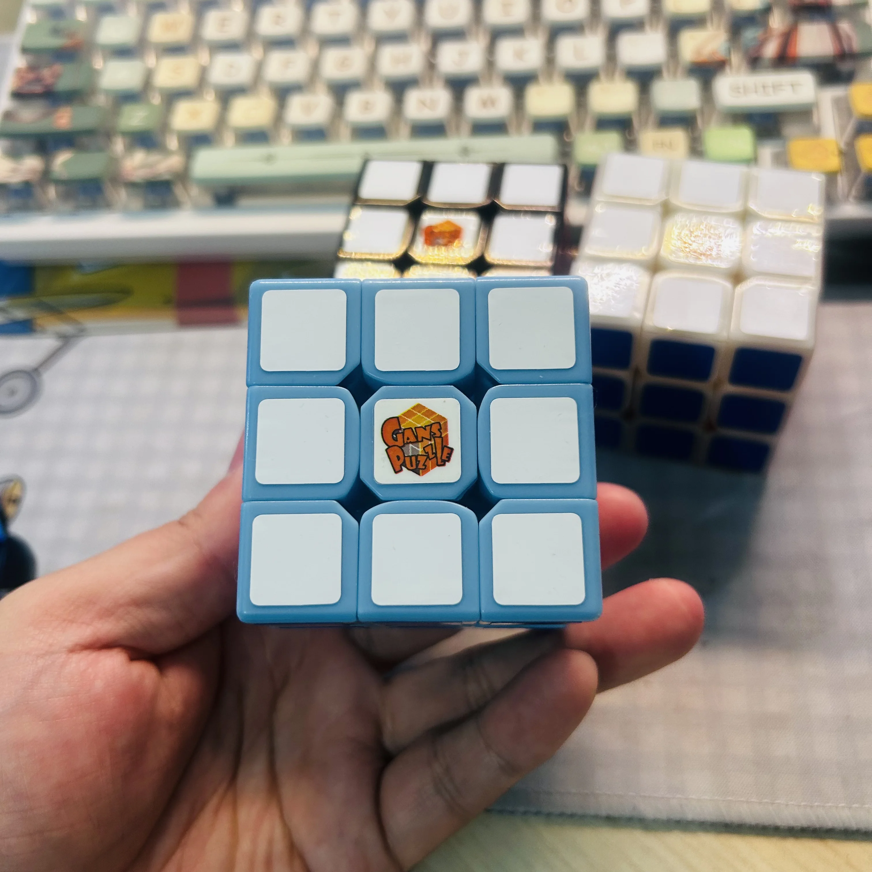 2013 Gan3 3x3 Cube Negro Blanco Azul Púrpura Colección Gan 3x3x3 Cubo Mágico