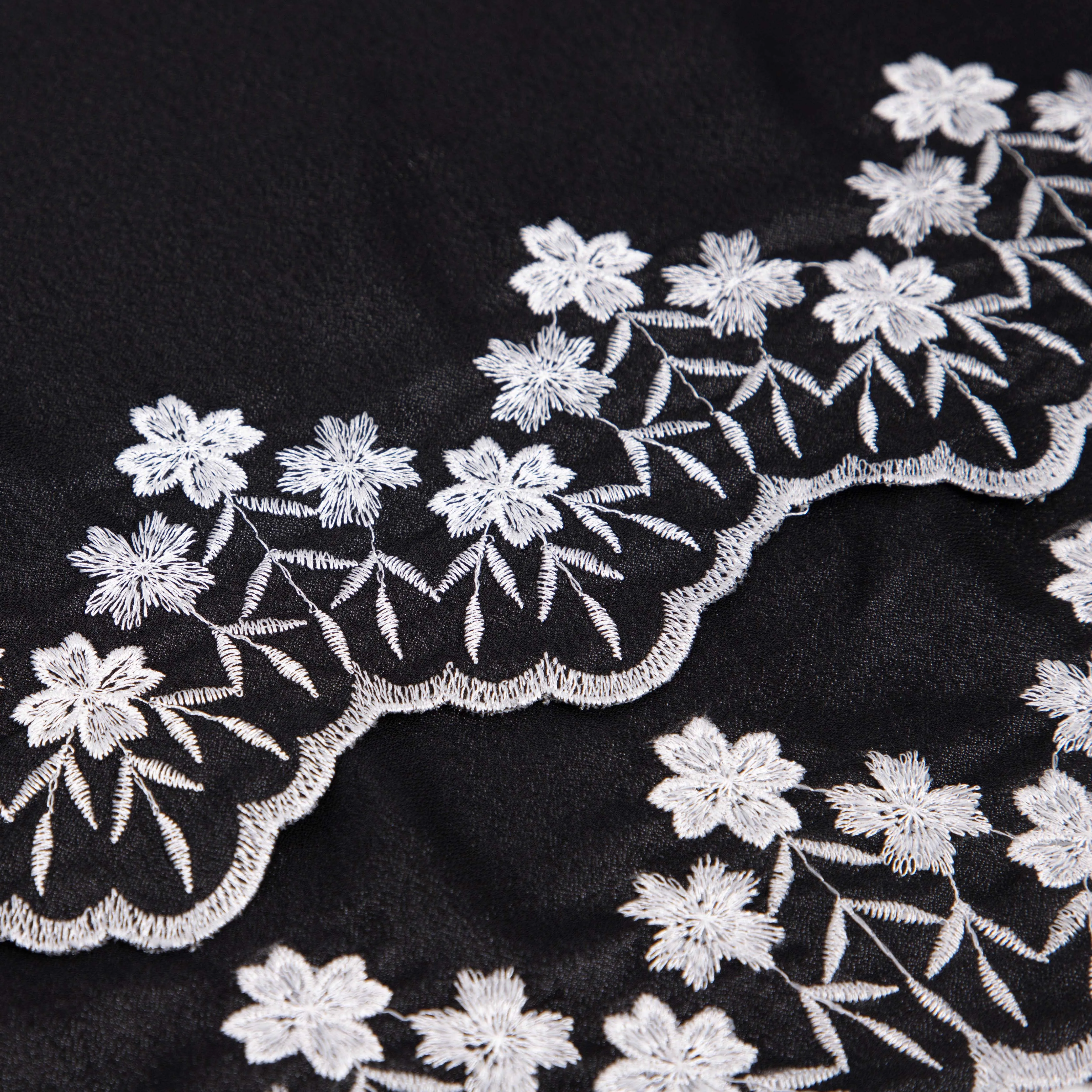 

Самый продаваемый новый мусульманский шарф с вышивкой, чистый цвет, маленькая вышивка цветов и пшеничных ушей, украшение из кружева и бисера, c