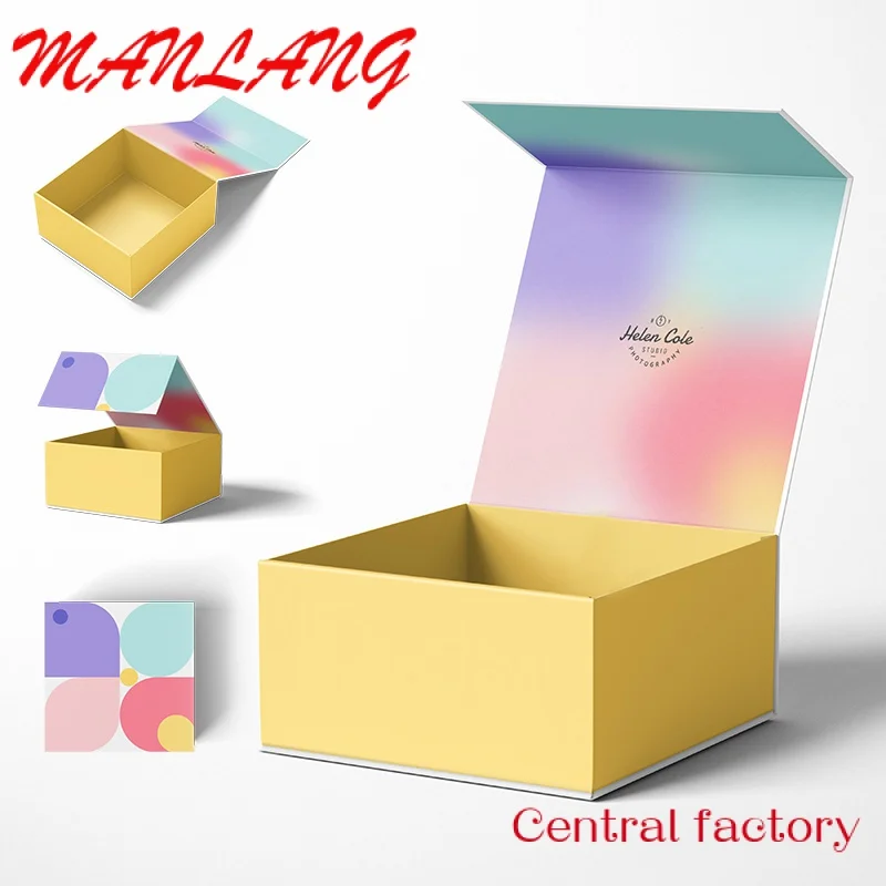 Custom  Custom Logo Luxury Matte Black Gift Box Magnetic product Closure Cardboard Paper Box Folding box with lid