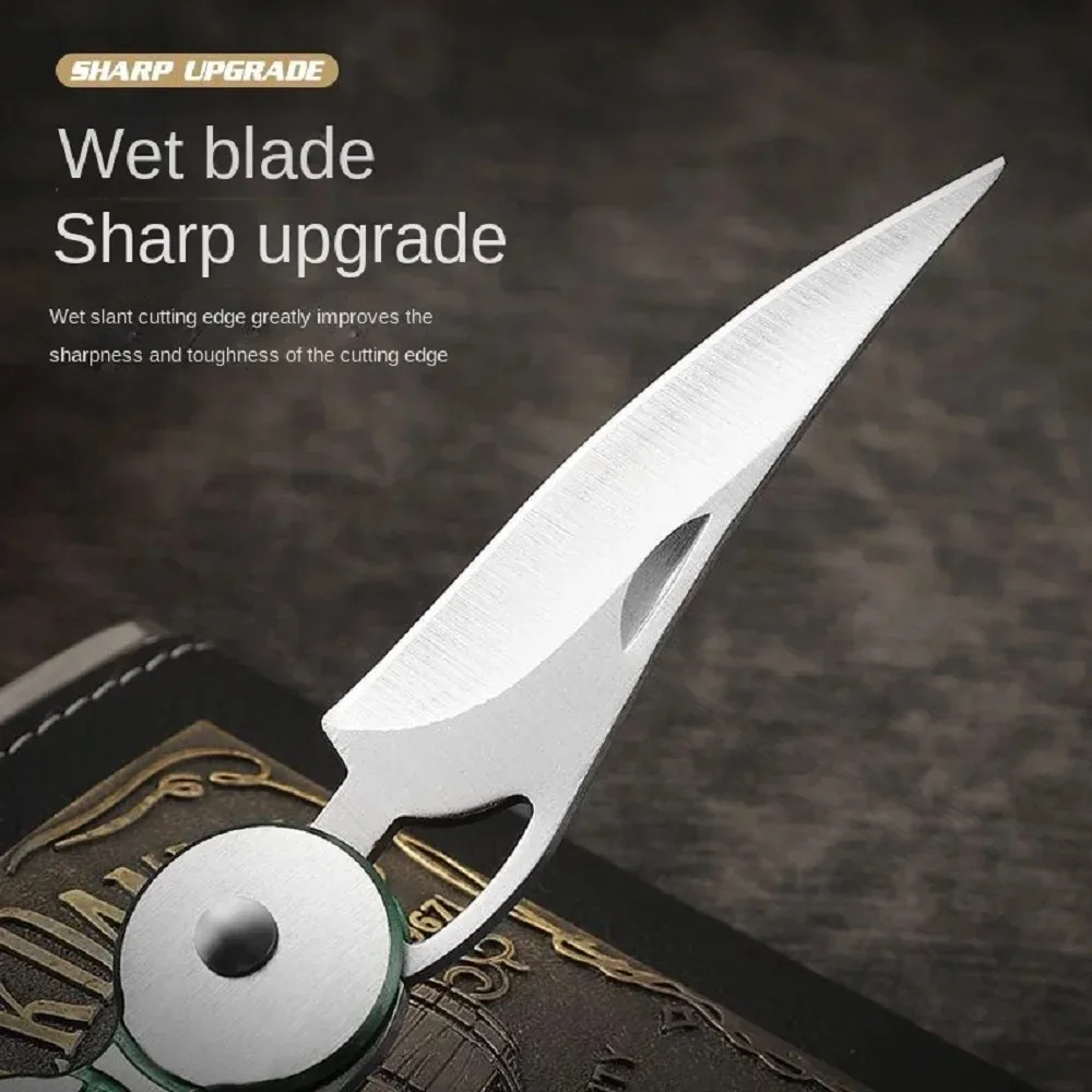 Outdoor creative leaf folding knife, EDC mini sharp folding knife, portable unboxing knife, stainless steel portable fruit knife