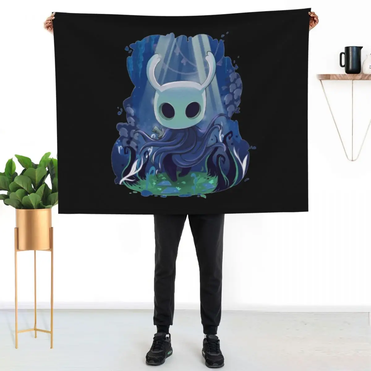 Hollow Knight - The Knight Throw Blanket Fade Resistant Durable Throw Blanket