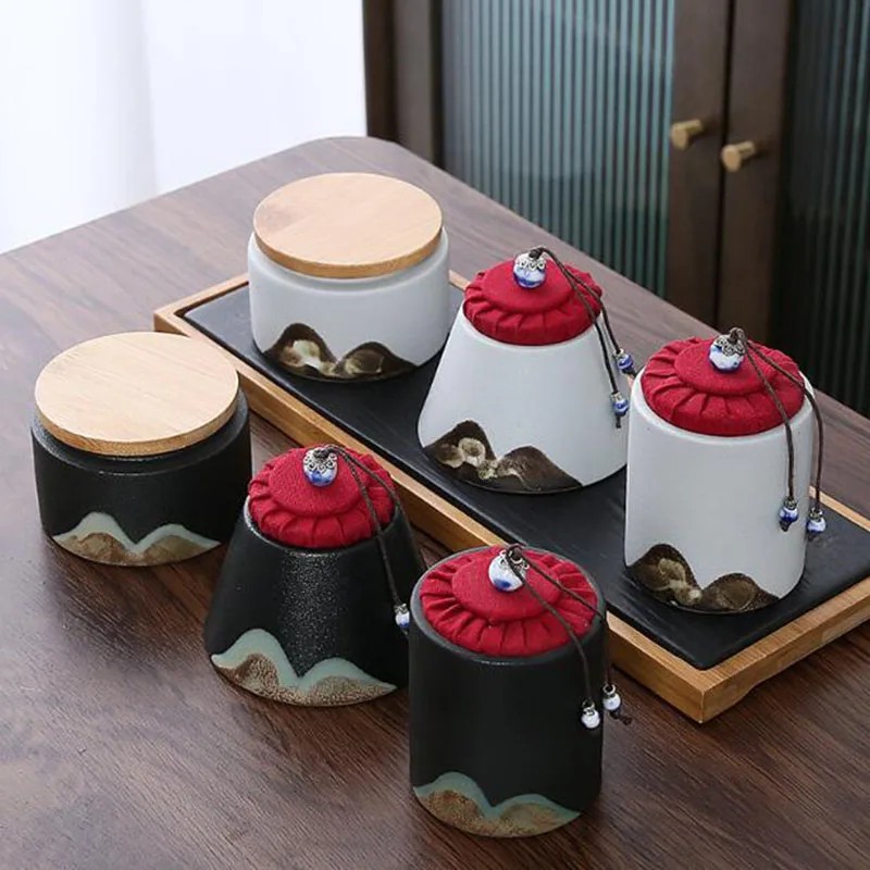 Glazed Painted Pottery Porcelain Mountain Design Tea Cansiter Sealed Storage Pu'er Tea Jar Travel Protable to Carry Friend Gift