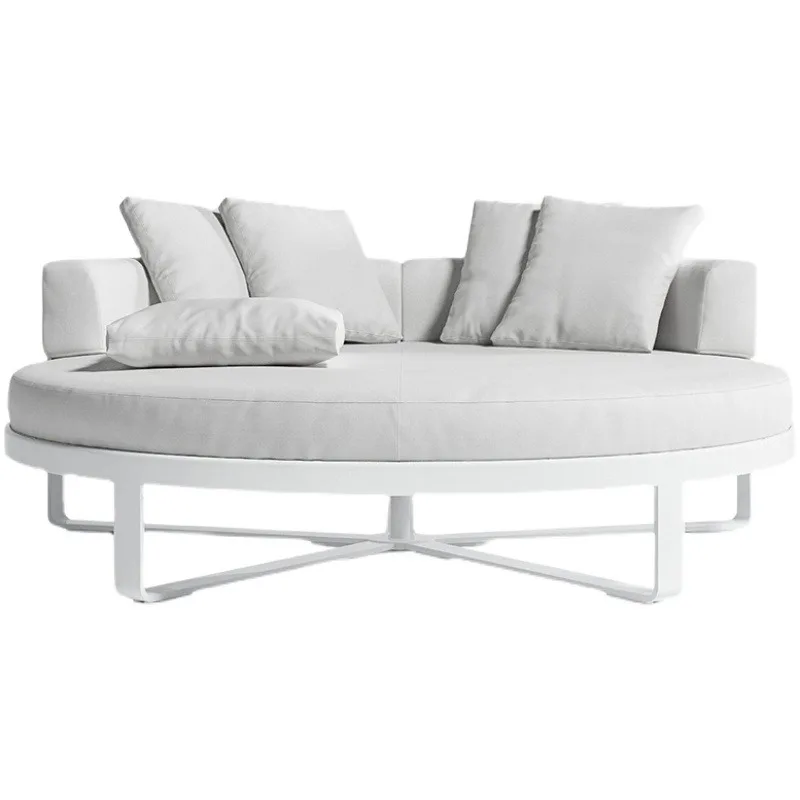 Outdoor bed, courtyard villa open-air round bed waterproof and sun-proof outdoor terrace round sofa