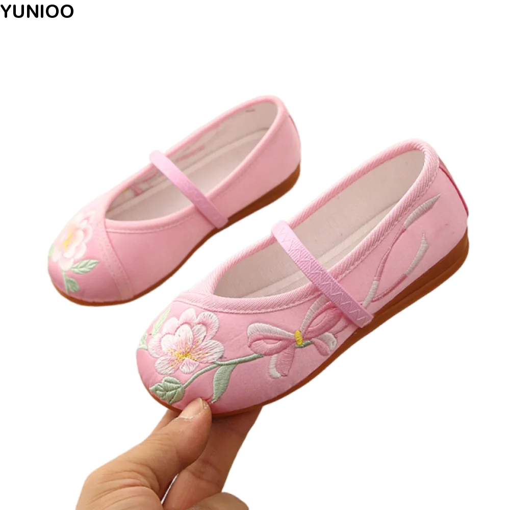 

Танцевальные туфли для девочек в китайском стиле: износостойкие, с мягкой подошвой, вышитые, из ткани, удобные, нескользящие балетки