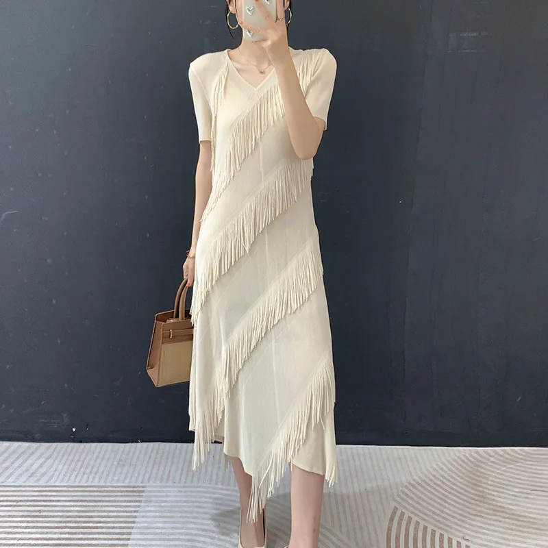 

Women Elegant Evening Dress 2026 Summer New Item Solid Color Short Sleeved Pleated Temperament Tassel Design Plus Size Dress