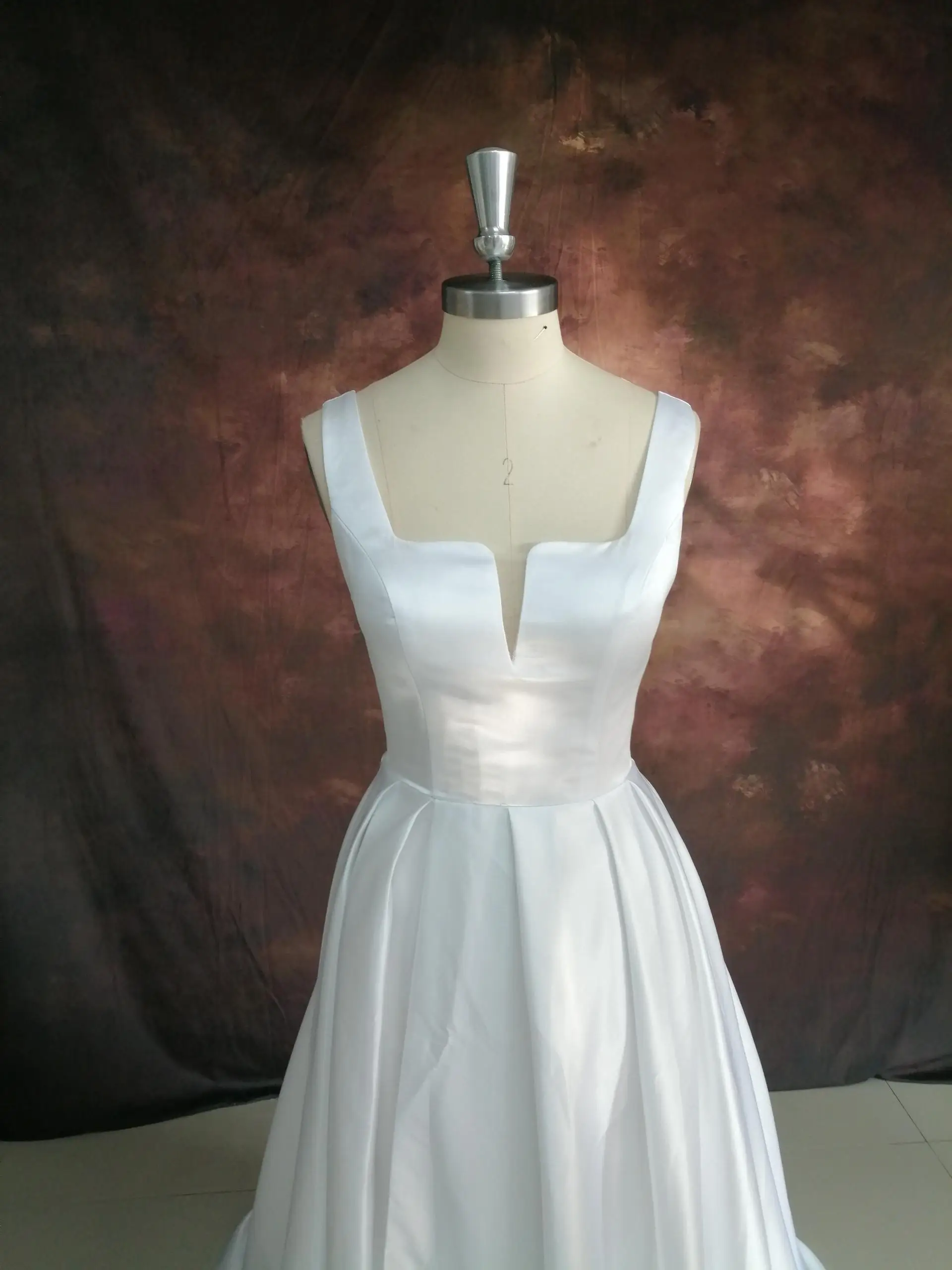 LORIE Vintage Satin Wedding Dresses Square Collar A-Line Mono Bridal Gowns Side Slit Sleeveless Princess Bride Dress customized