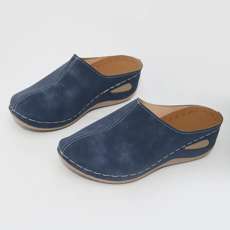 

2025 Summer Baotou Slippers Wedge Heel Platform Casual Light Durable Beach Slip Women's Drag