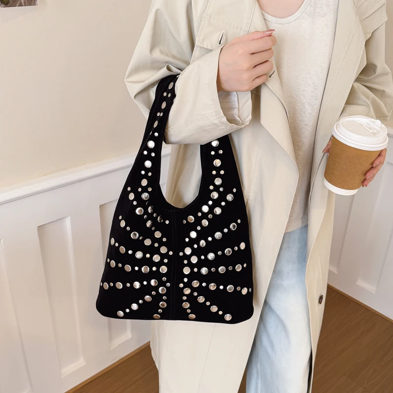 

Women Leather Luxury Fashion Shoulder Bag Chic Designer Tote Crossbody Handbag For Daily Attractive Outfits