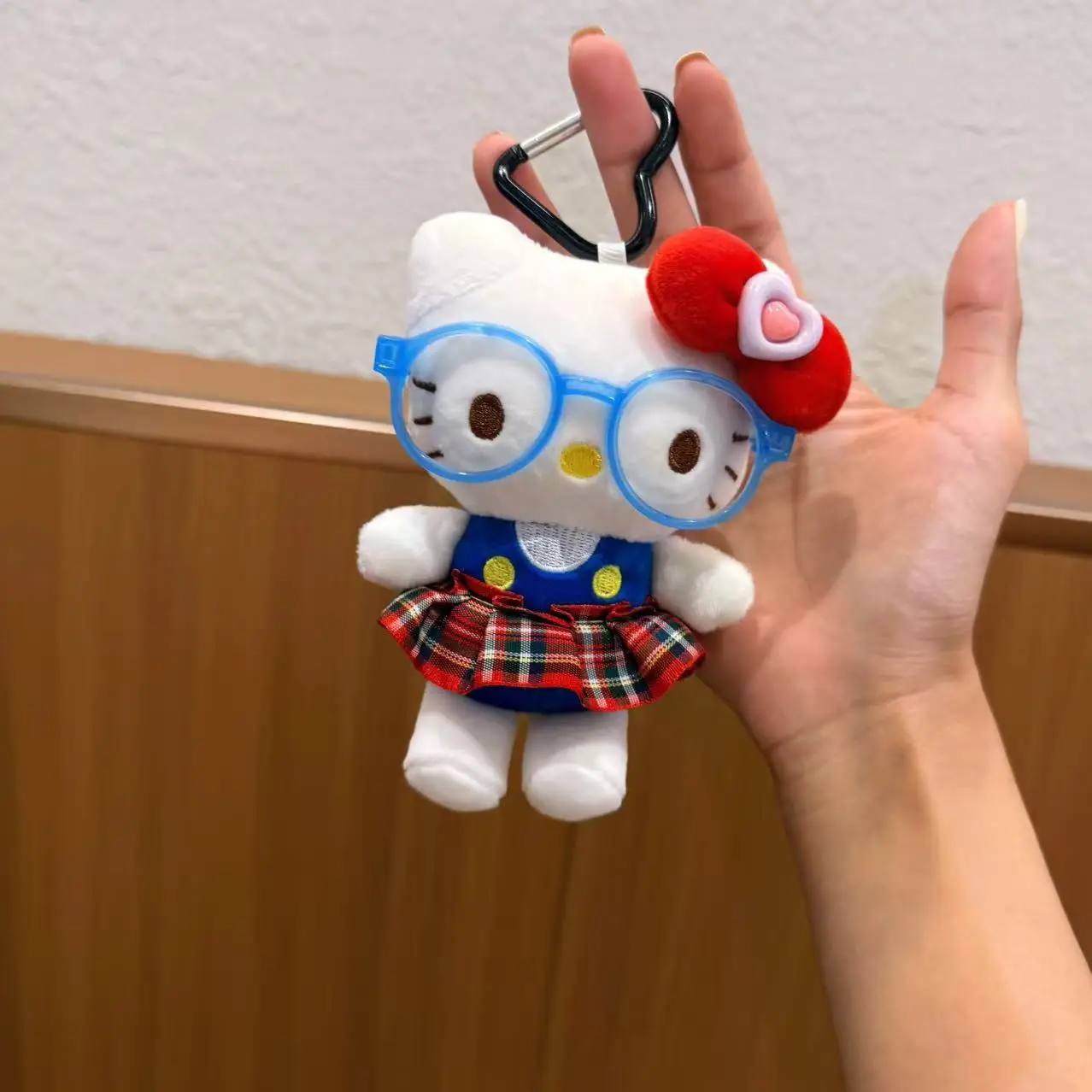 Nuevo Original Hello Kitty Kawaii gafas serie juguete de peluche mochila colgante regalo de cumpleaños juguetes de moda dibujos animados de Anime para niñas